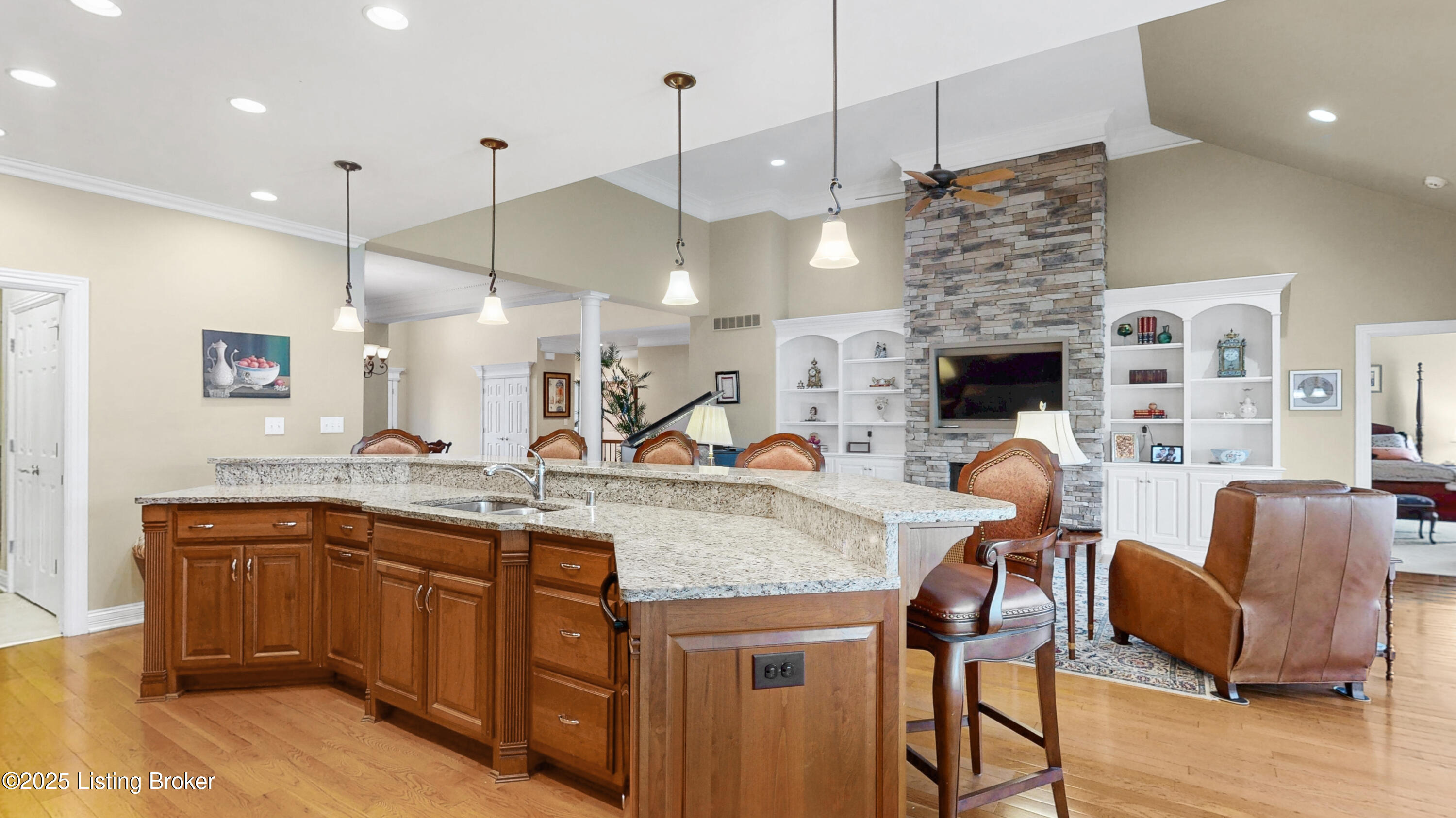 14909 Sycamore Falls Dr
