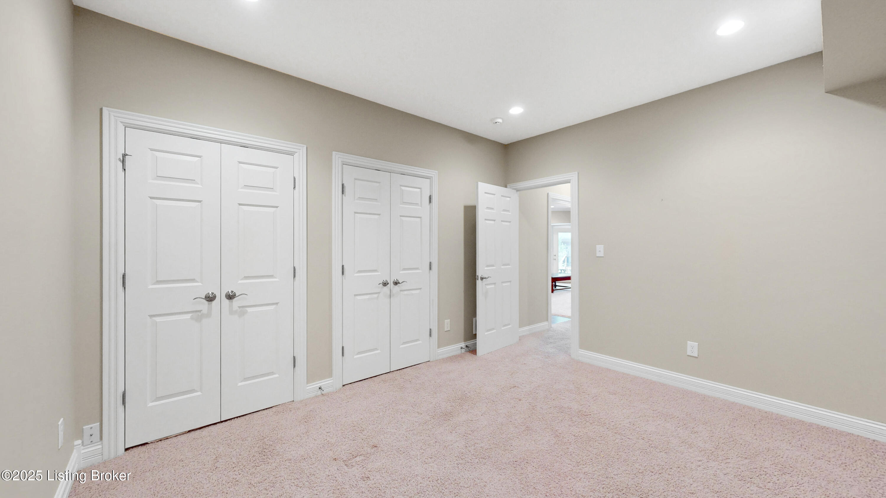 14909 Sycamore Falls Dr