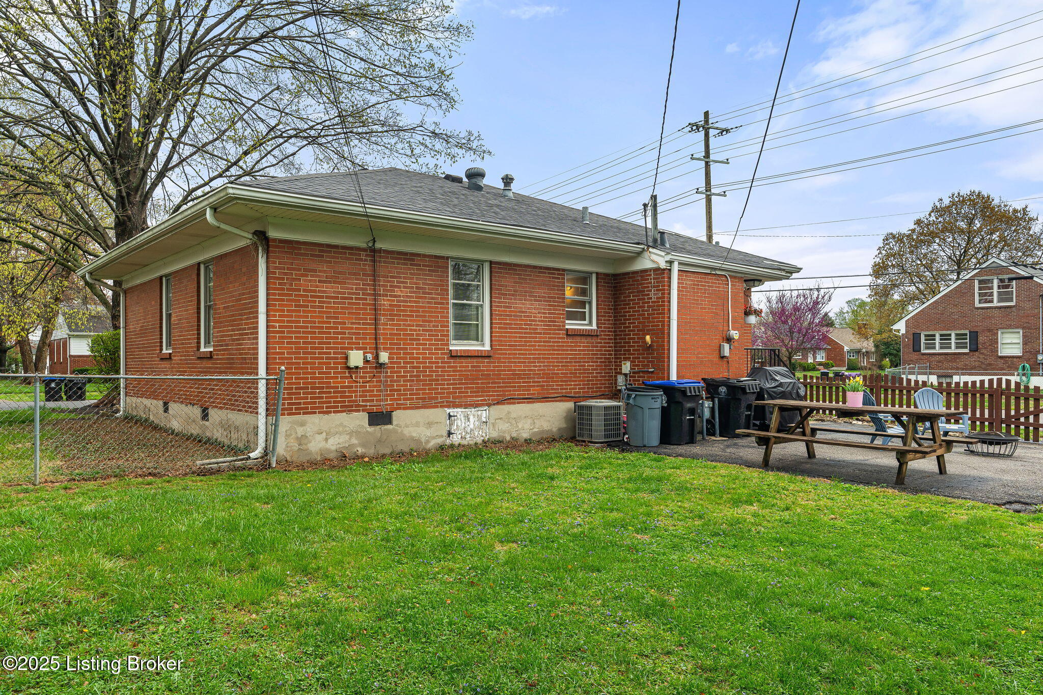3026 Wedgewood Way
