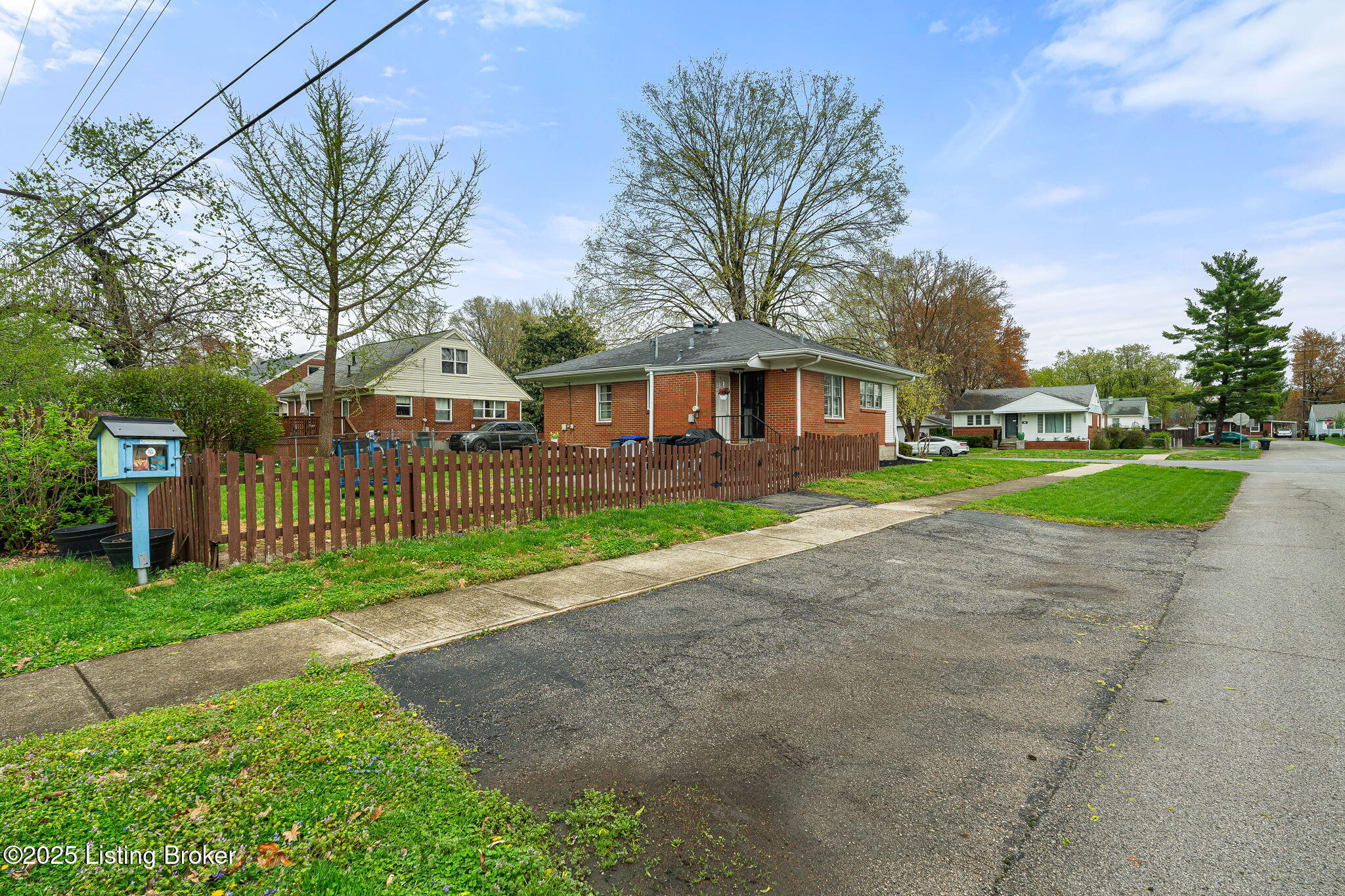 3026 Wedgewood Way