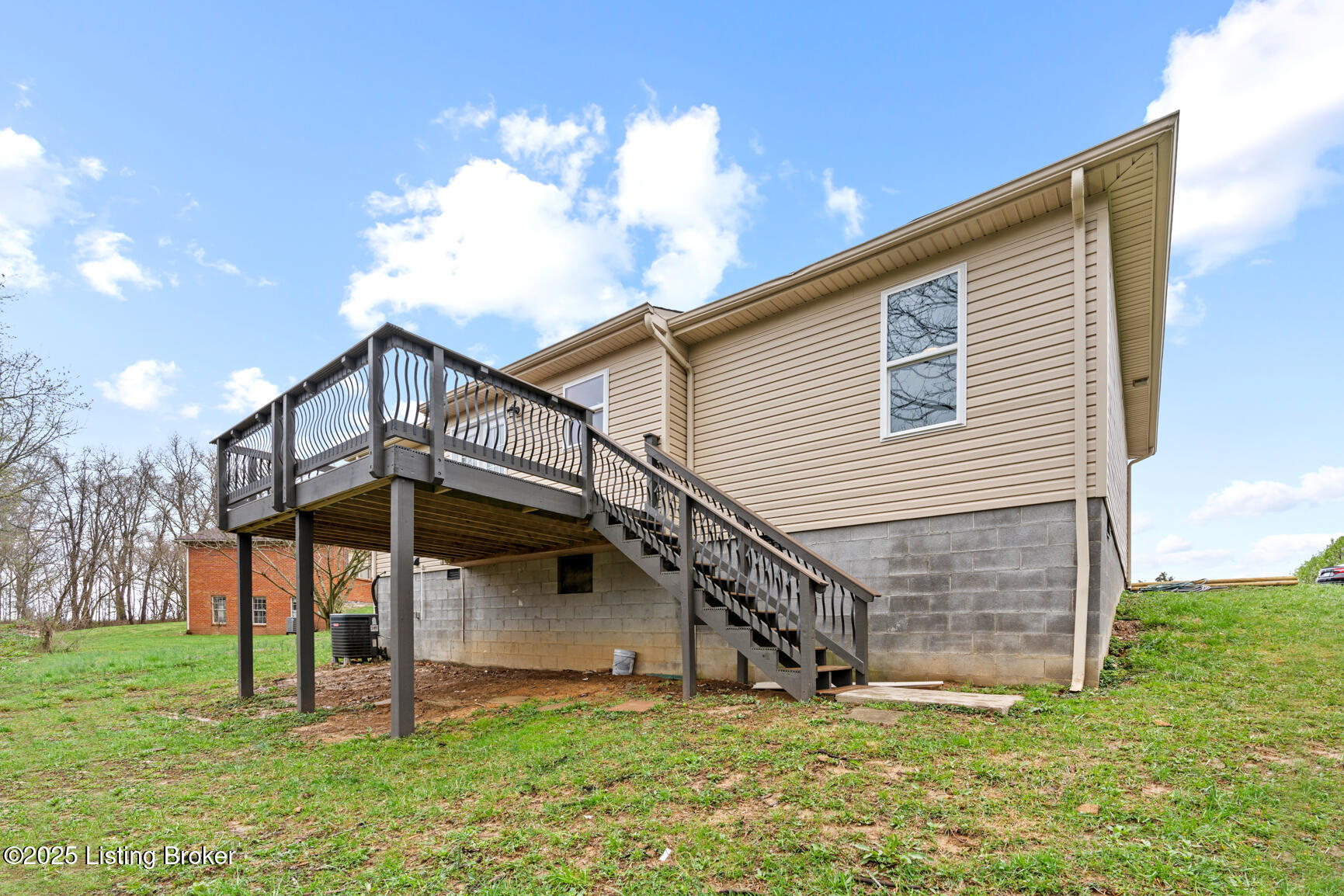 367 Evelyn Dr