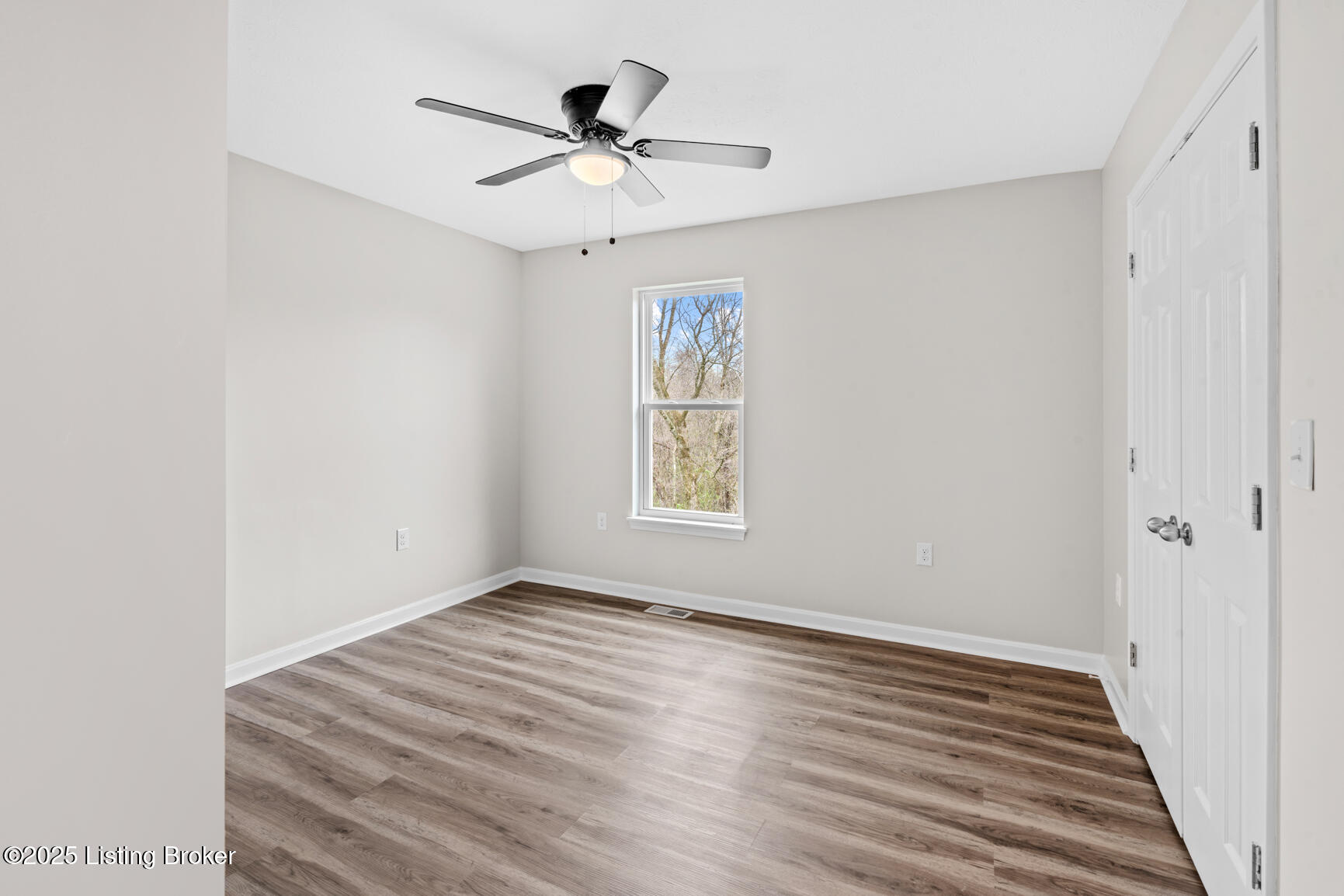 367 Evelyn Dr