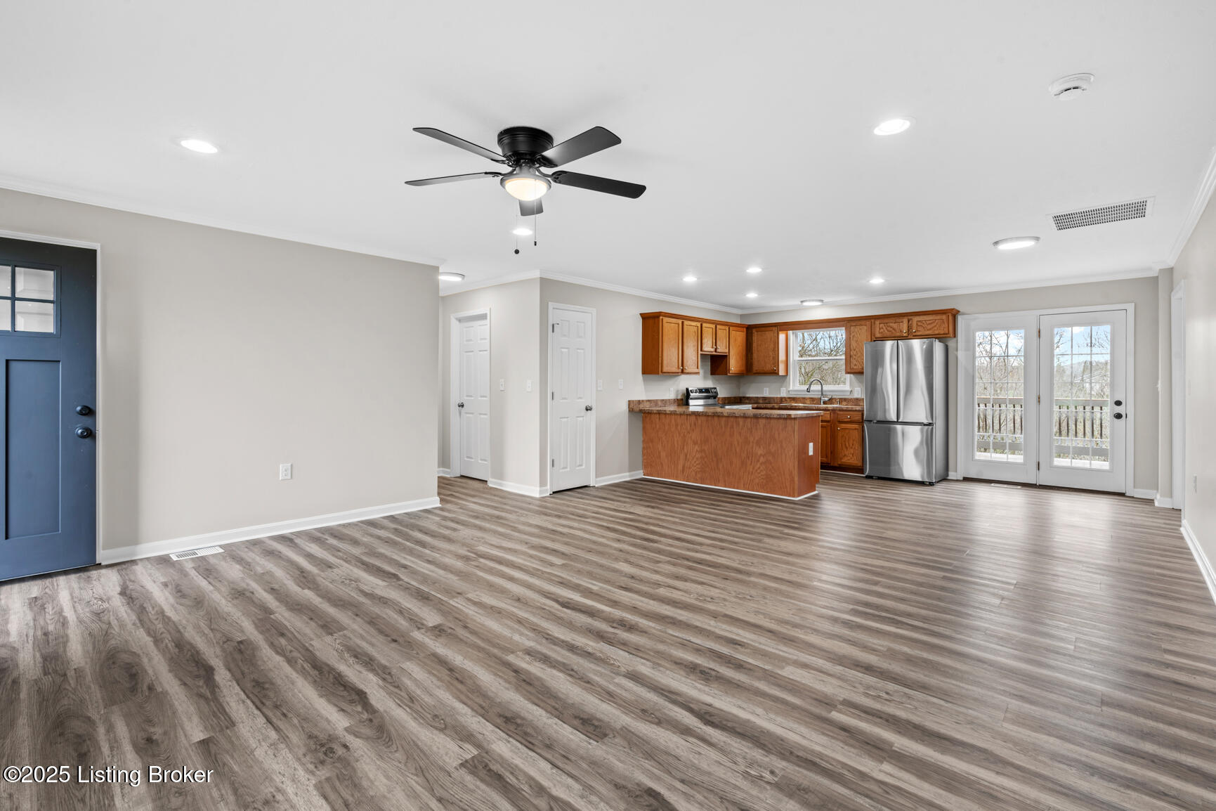 367 Evelyn Dr