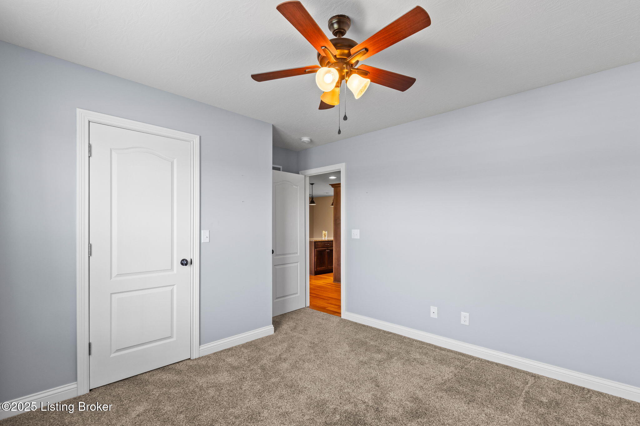 200 Ruth Ln