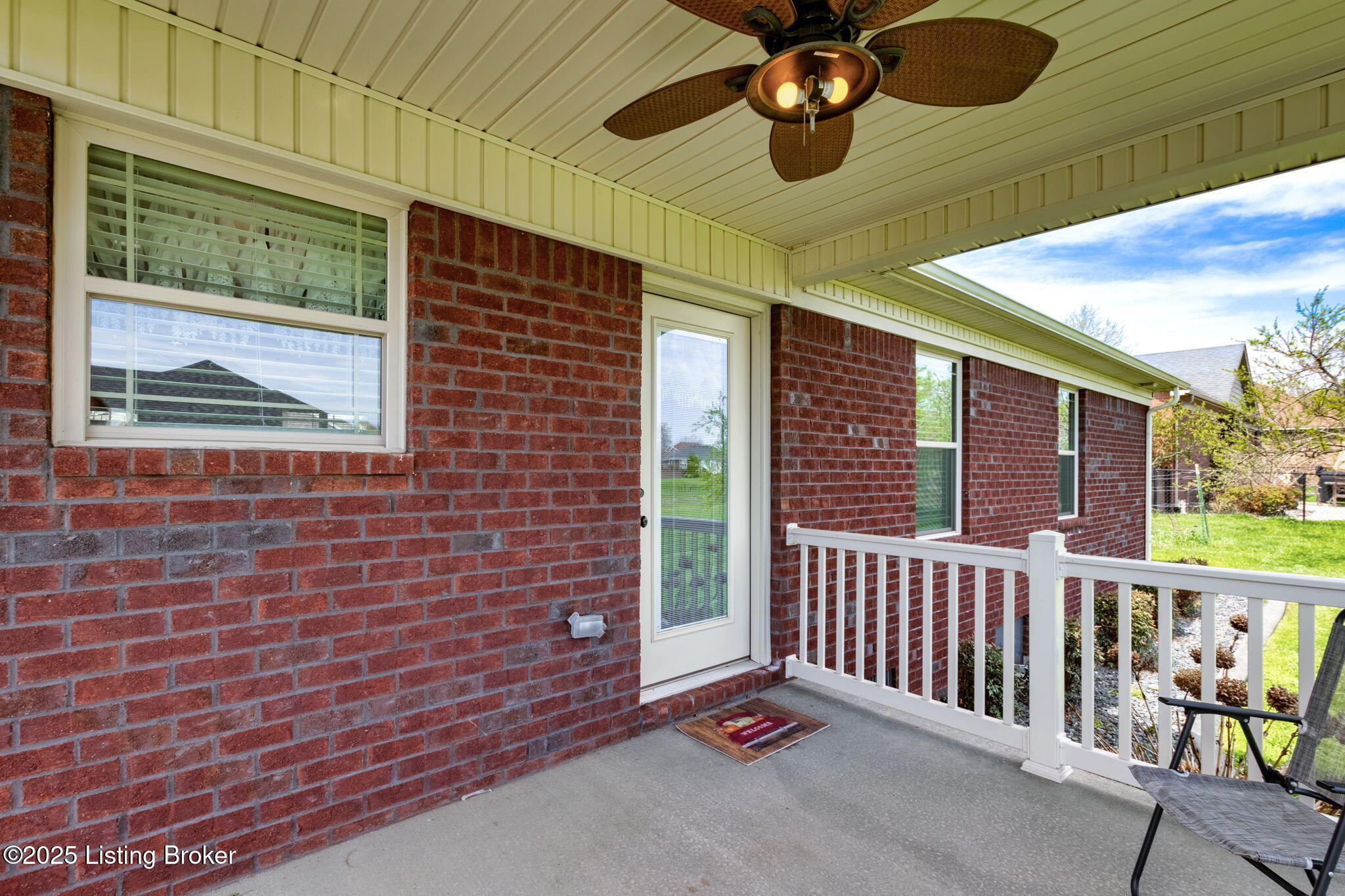 200 Ruth Ln