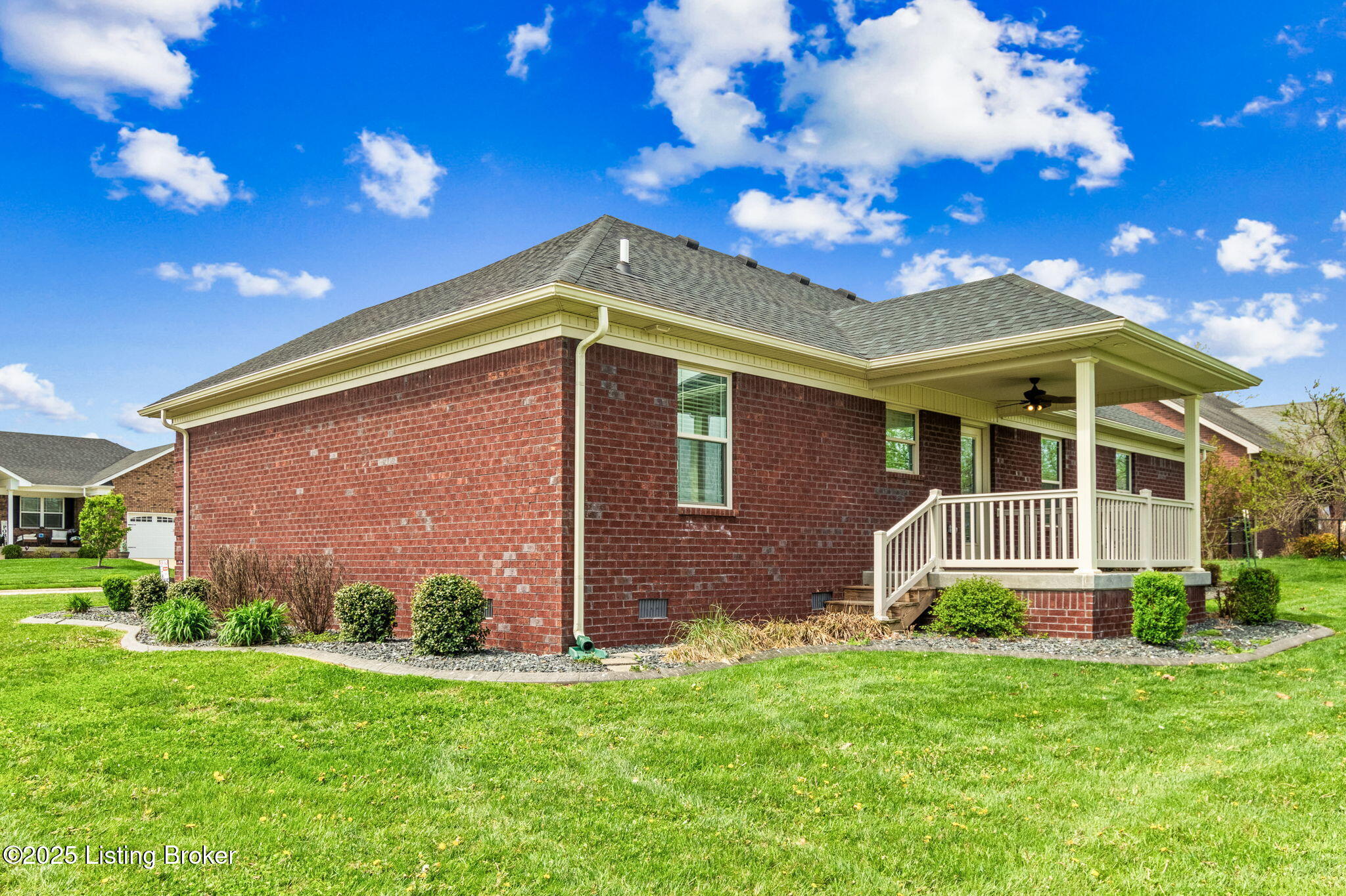 200 Ruth Ln