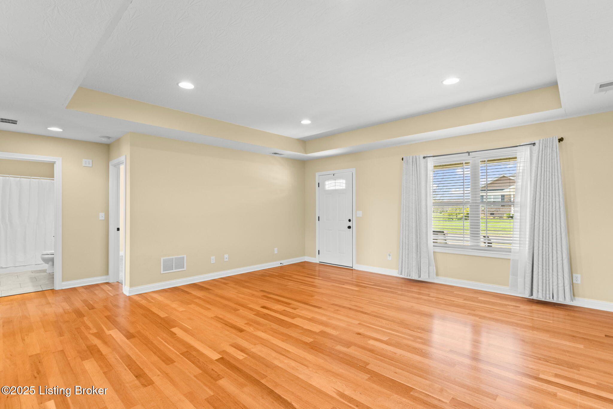 200 Ruth Ln