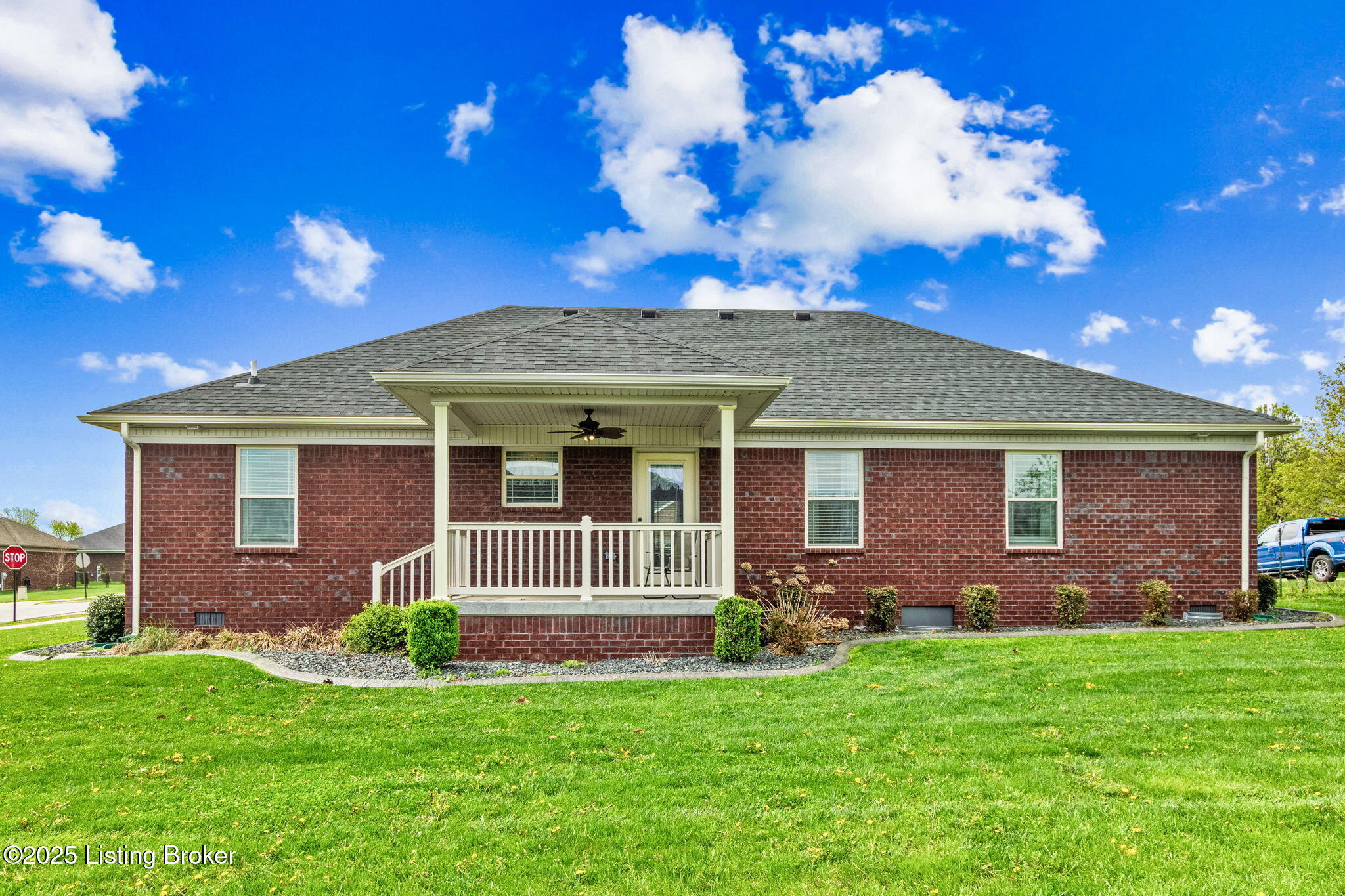 200 Ruth Ln
