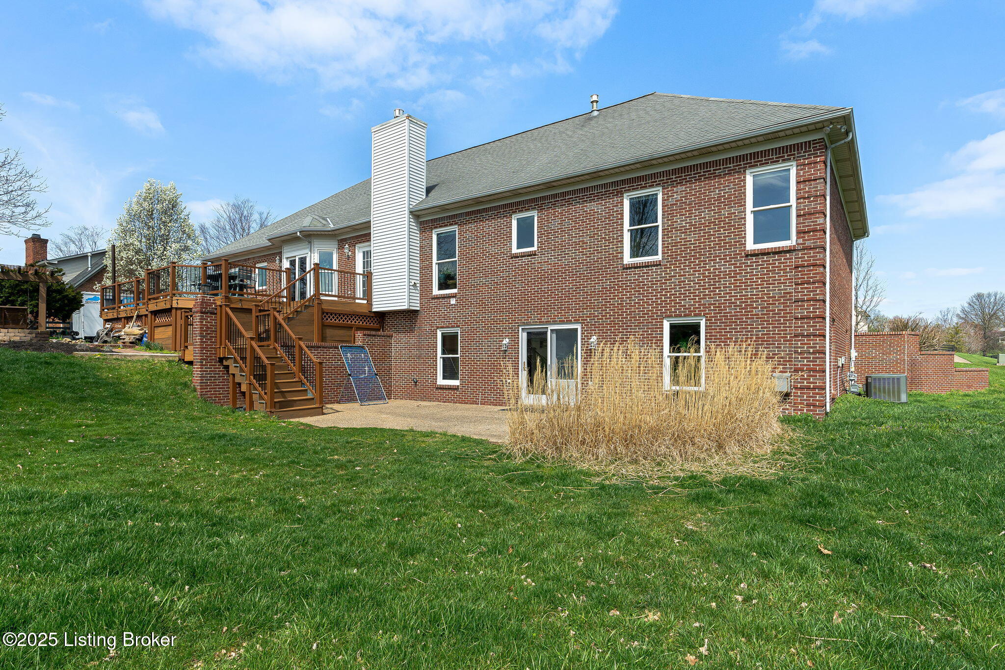 4718 Sunny Hill Dr