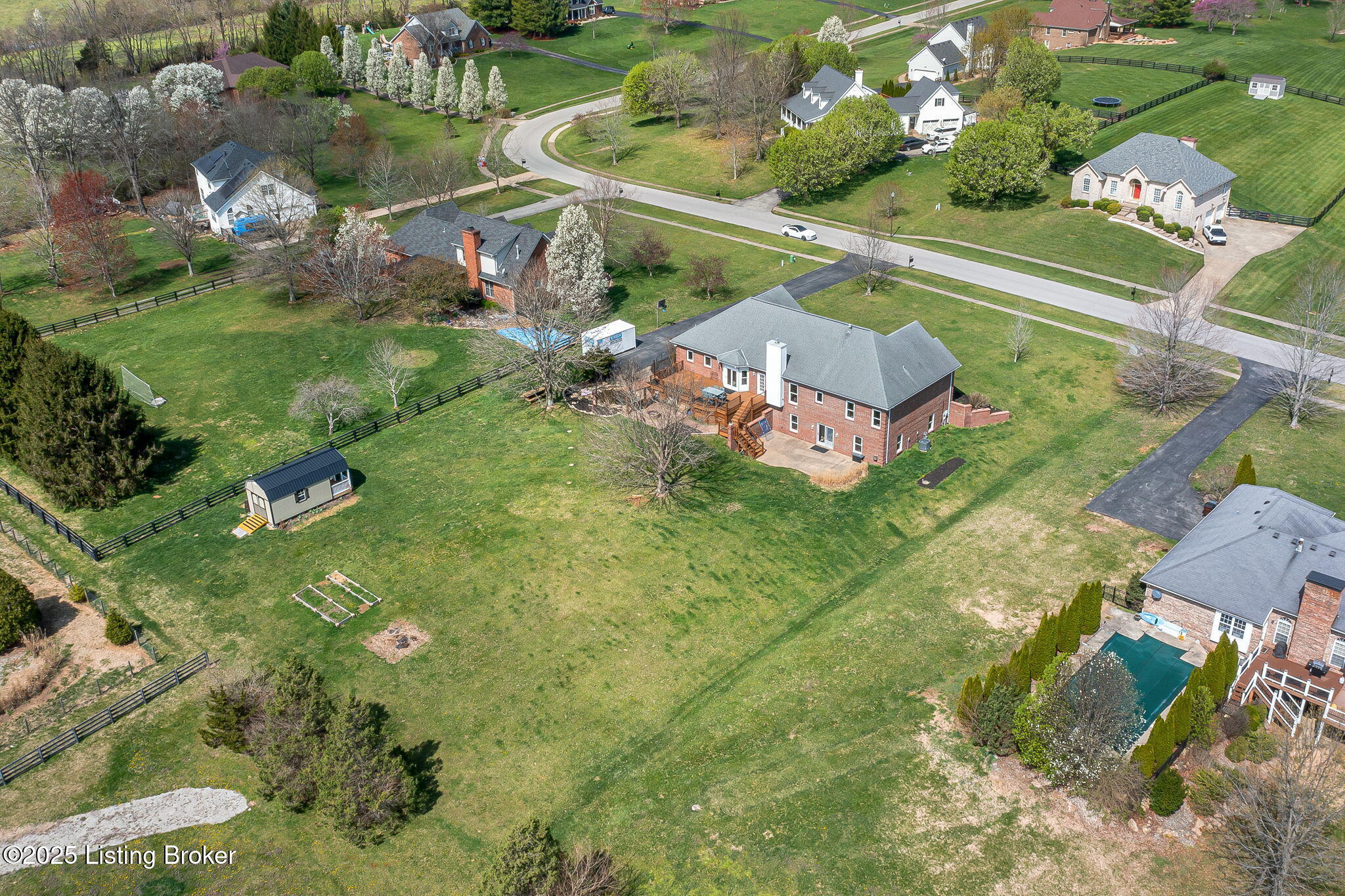 4718 Sunny Hill Dr