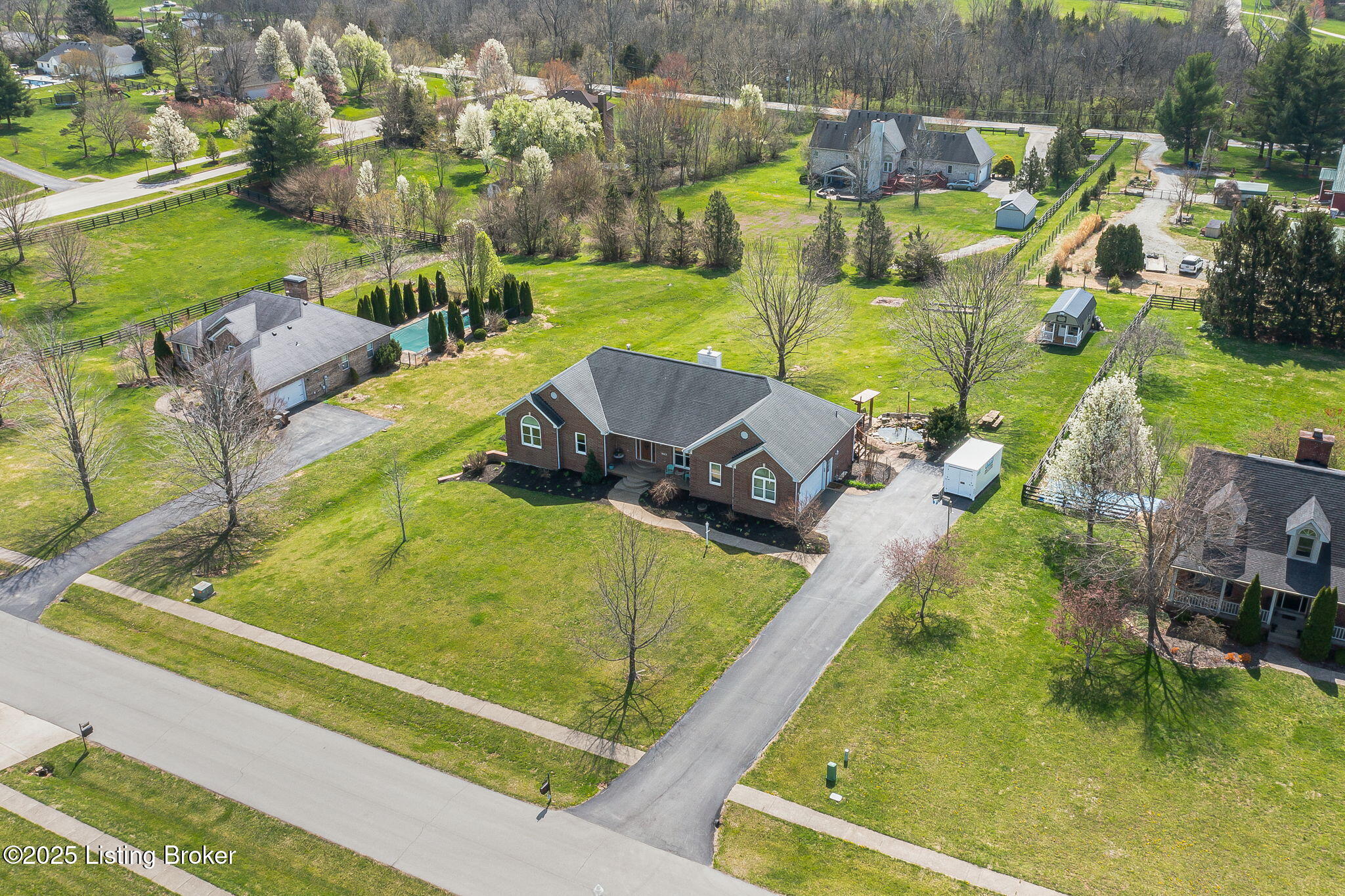 4718 Sunny Hill Dr