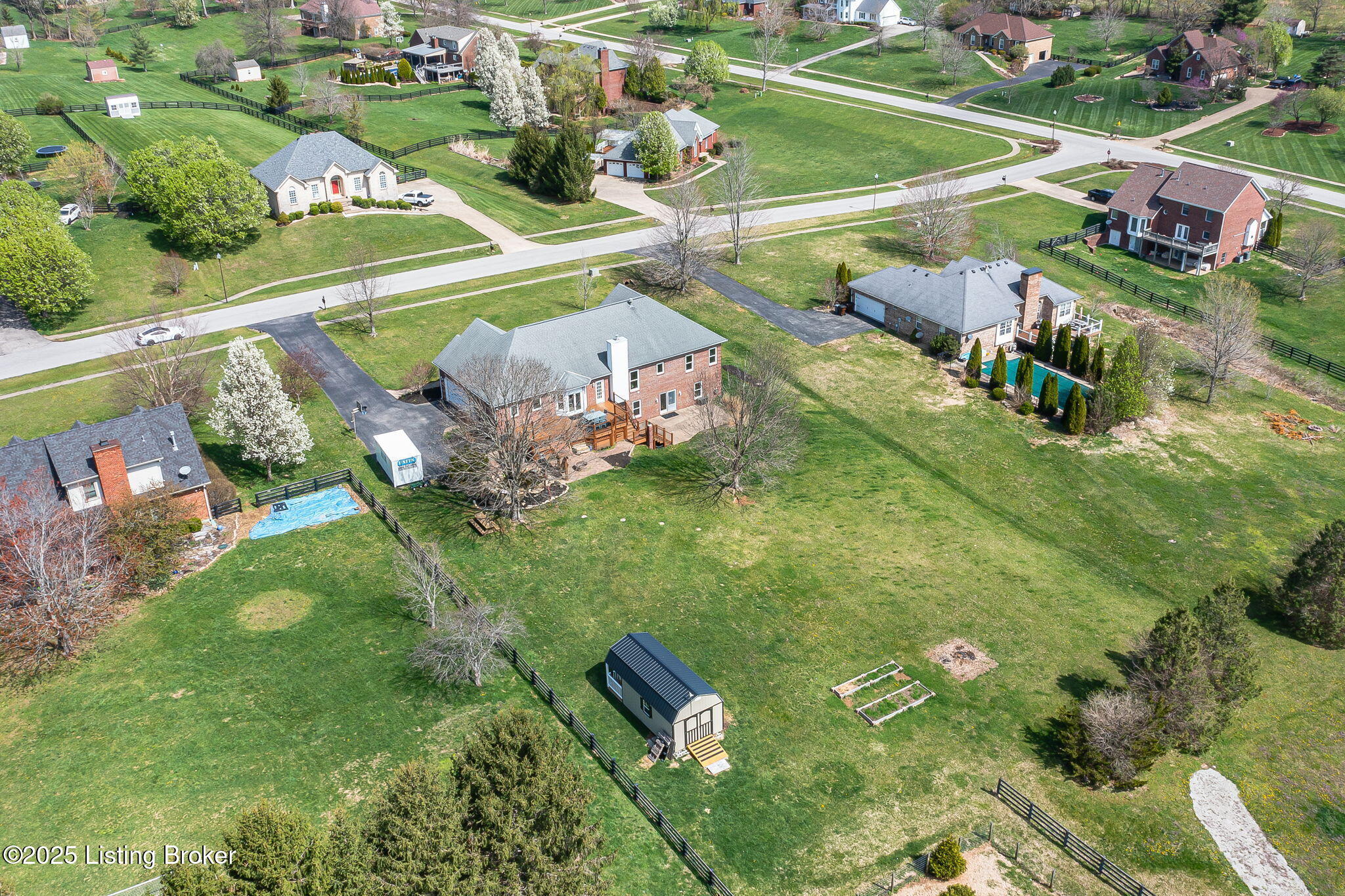 4718 Sunny Hill Dr