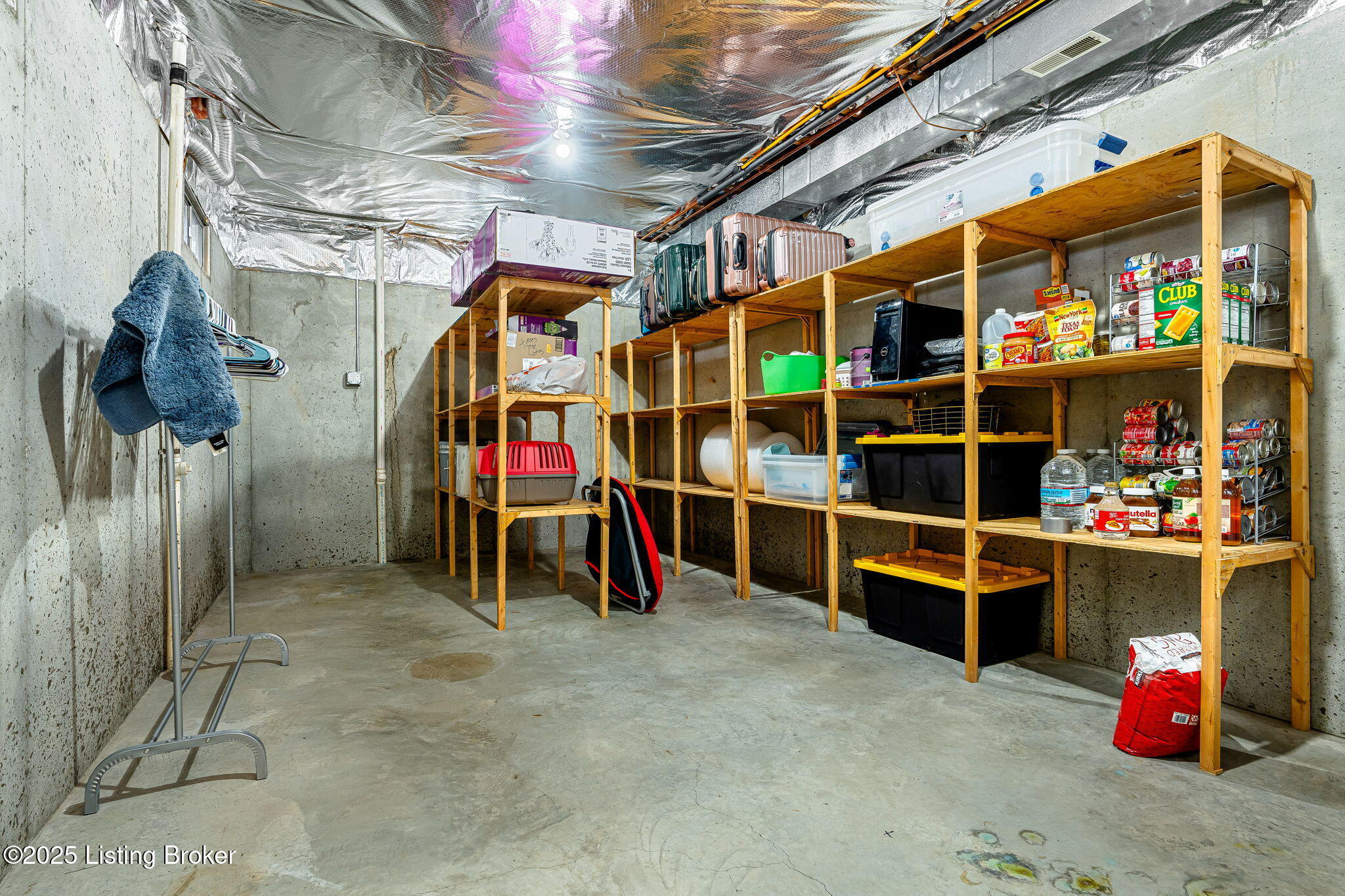 4718 Sunny Hill Dr