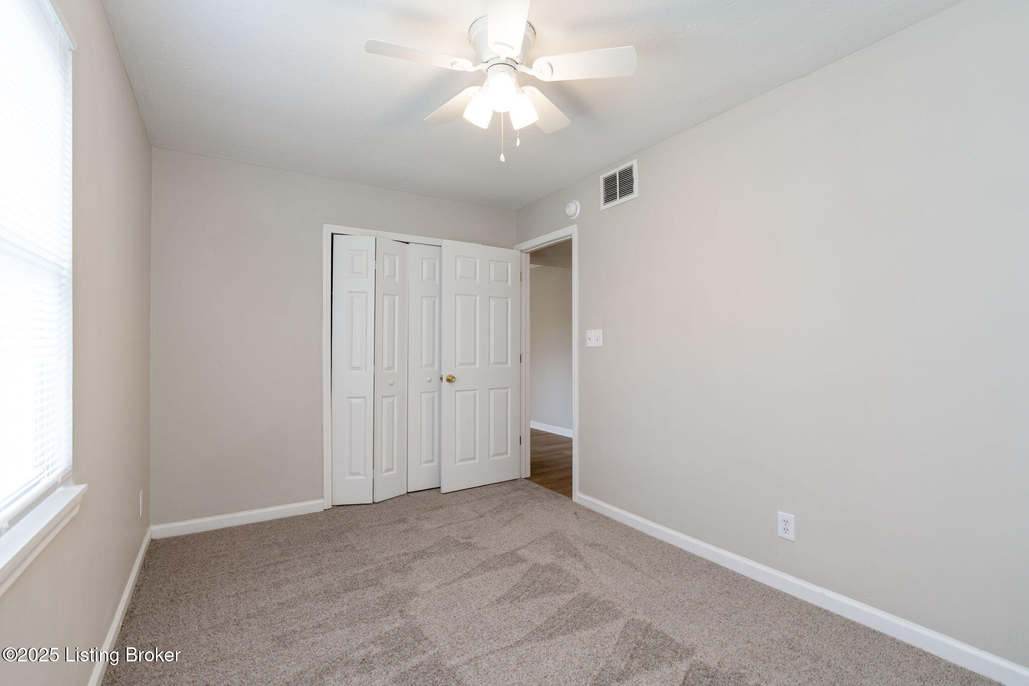 7804 Rochelle Rd