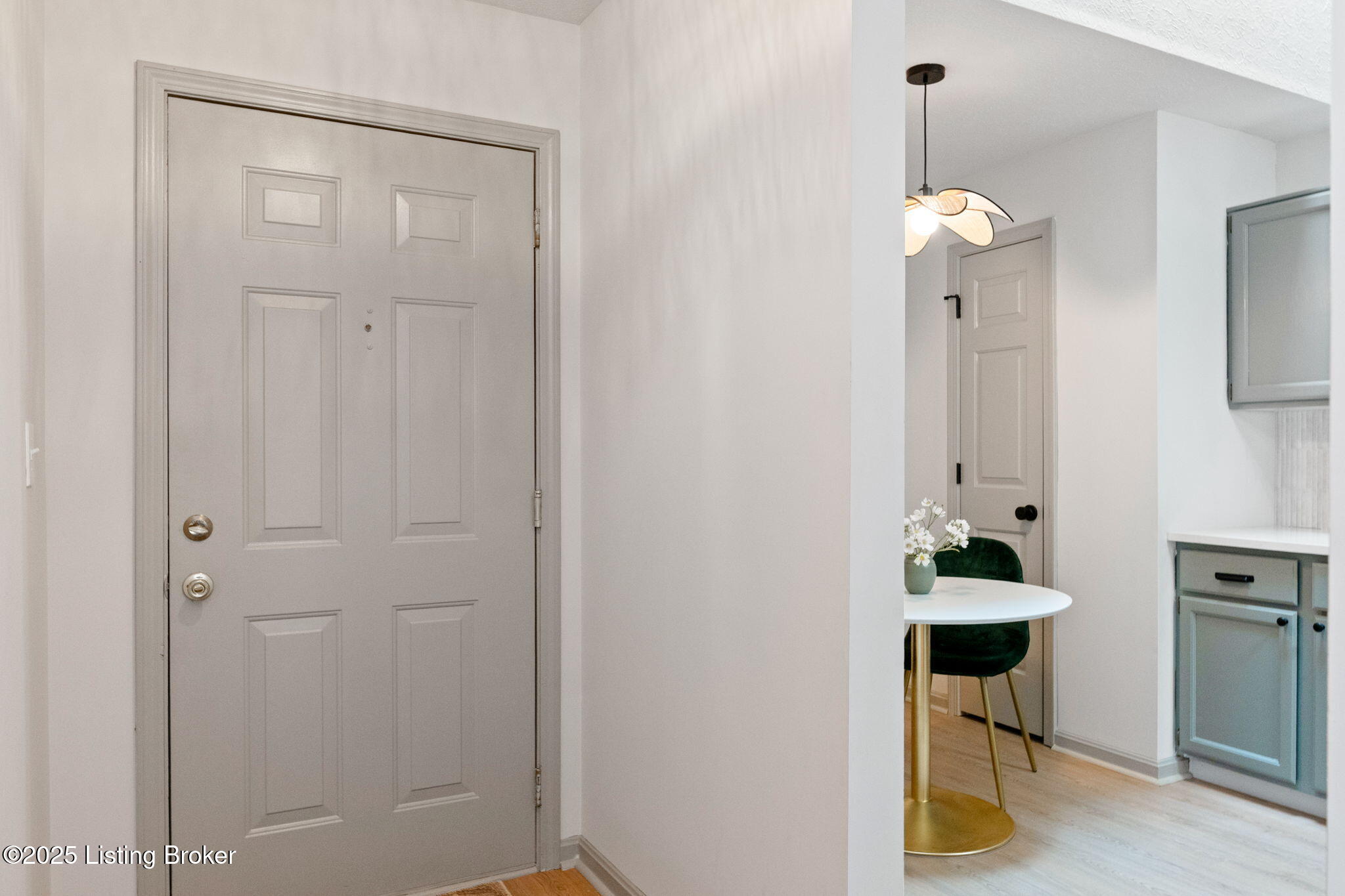 205 Forest Park Rd