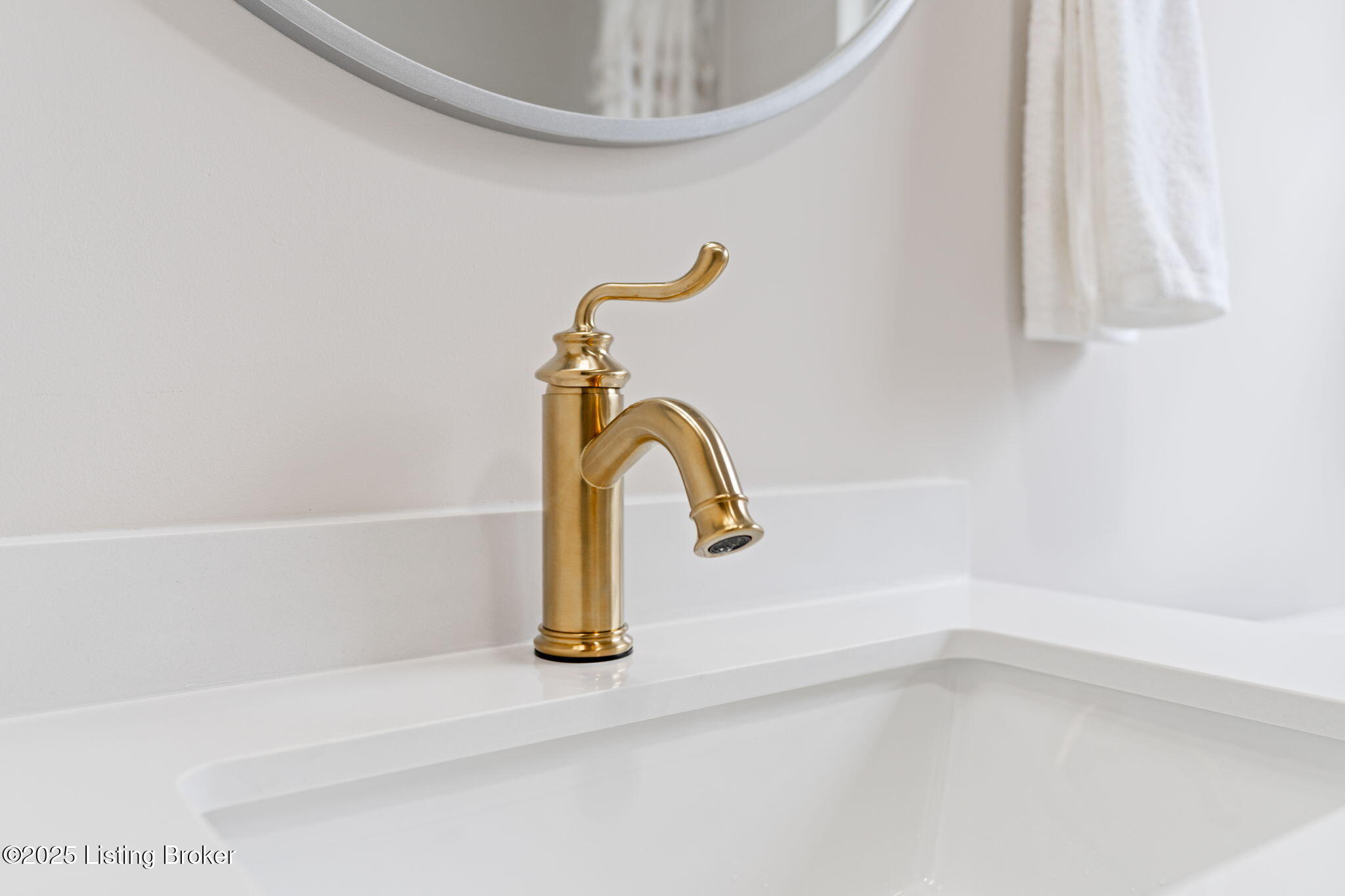 205 Forest Park Rd