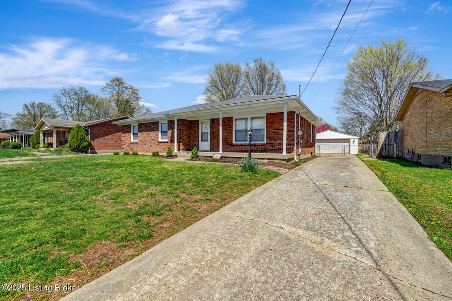 4113 Hunsinger Ln