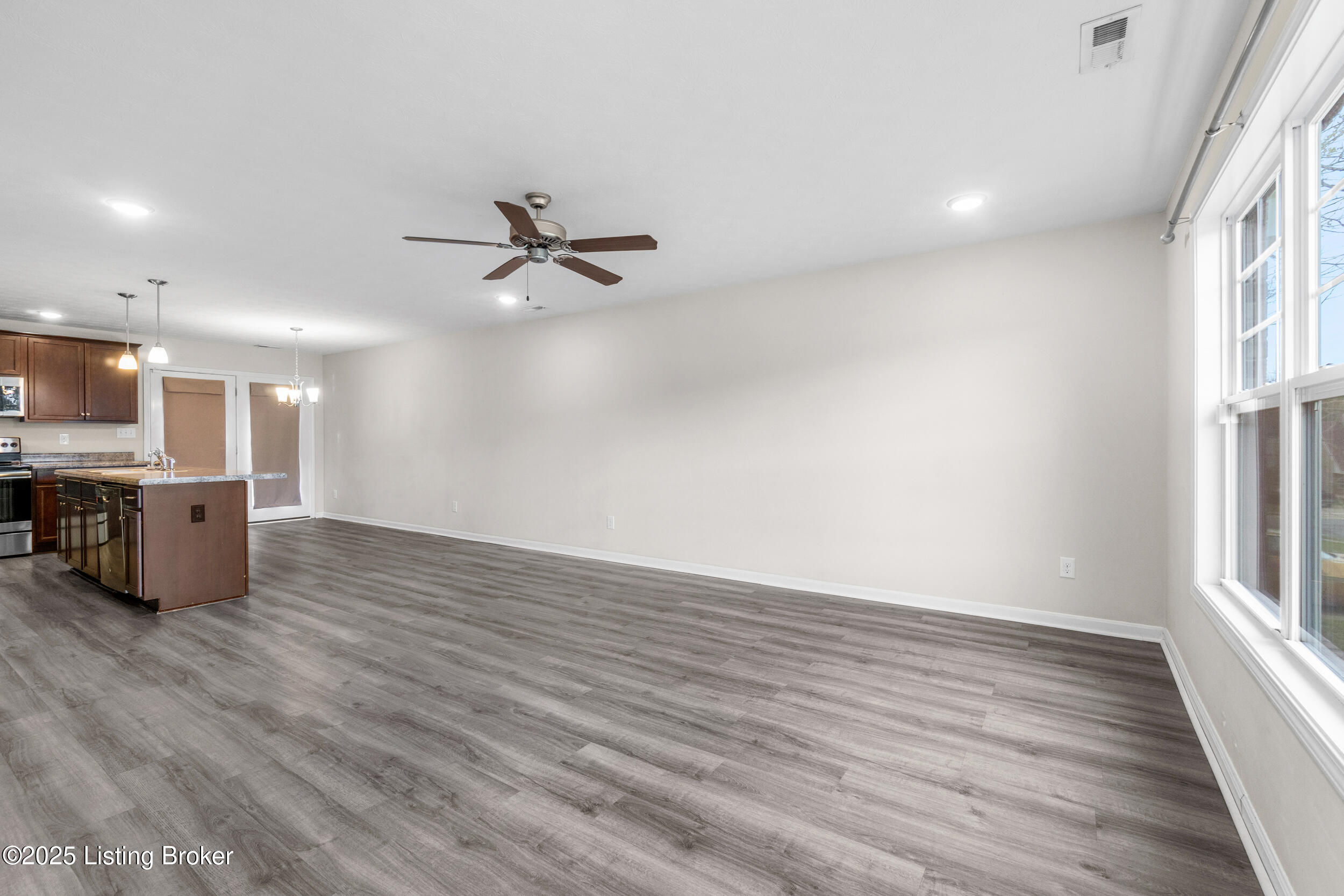 8702 Wisdom Ln