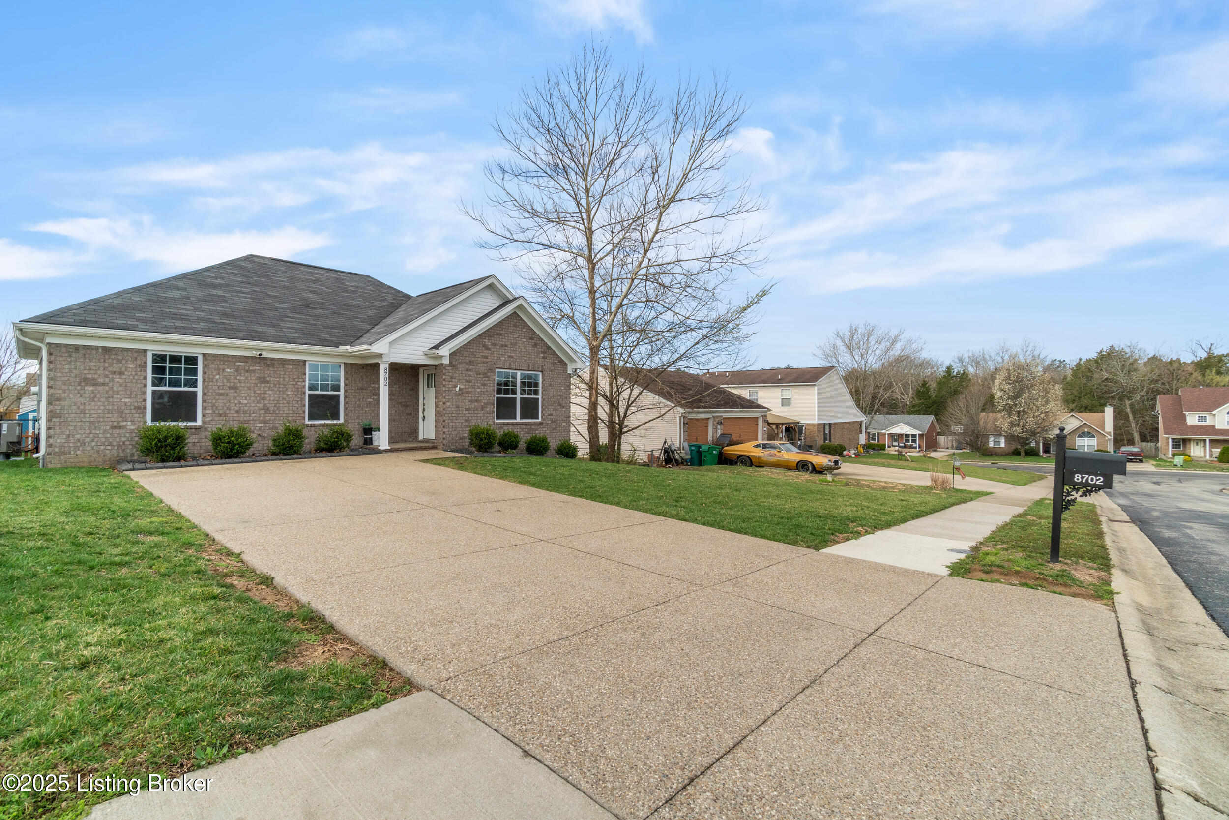 8702 Wisdom Ln