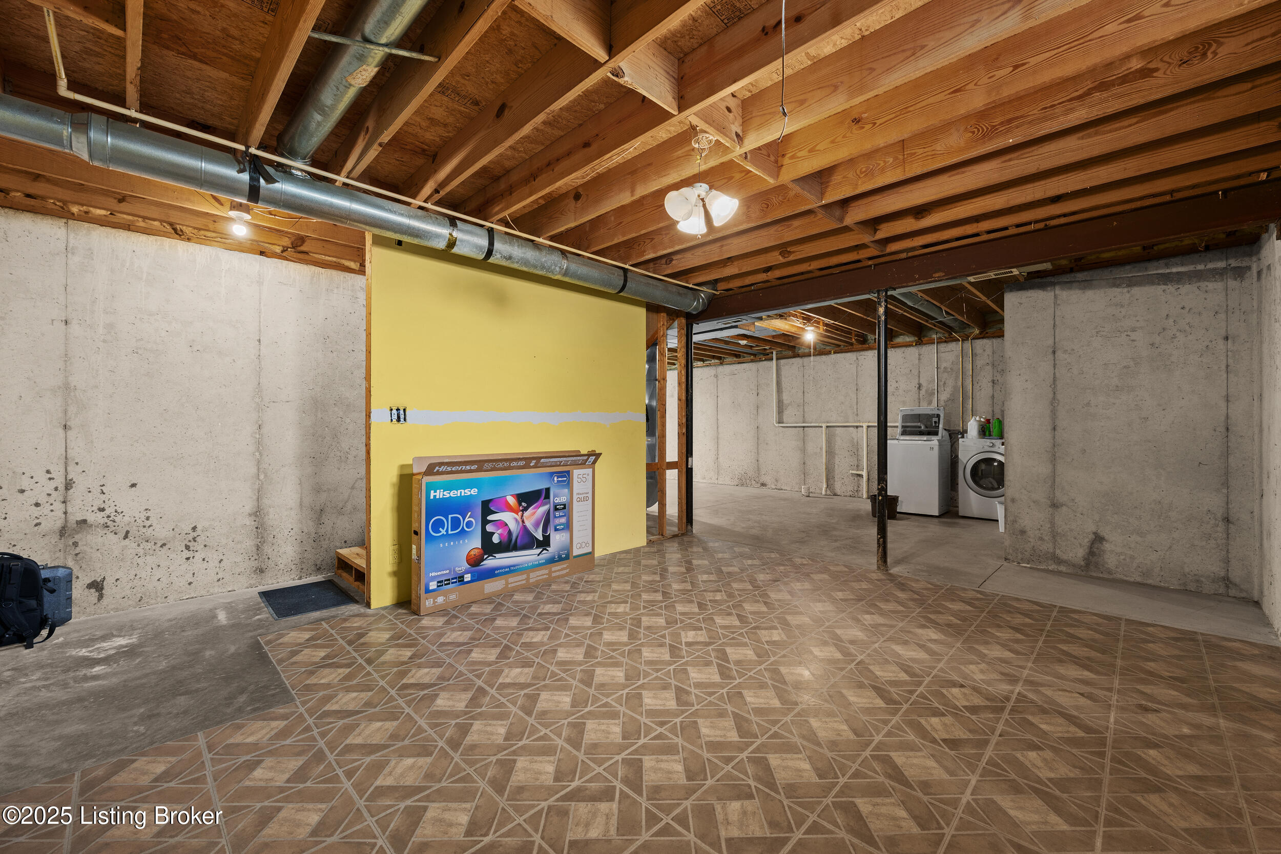 5614 Sullivan Way