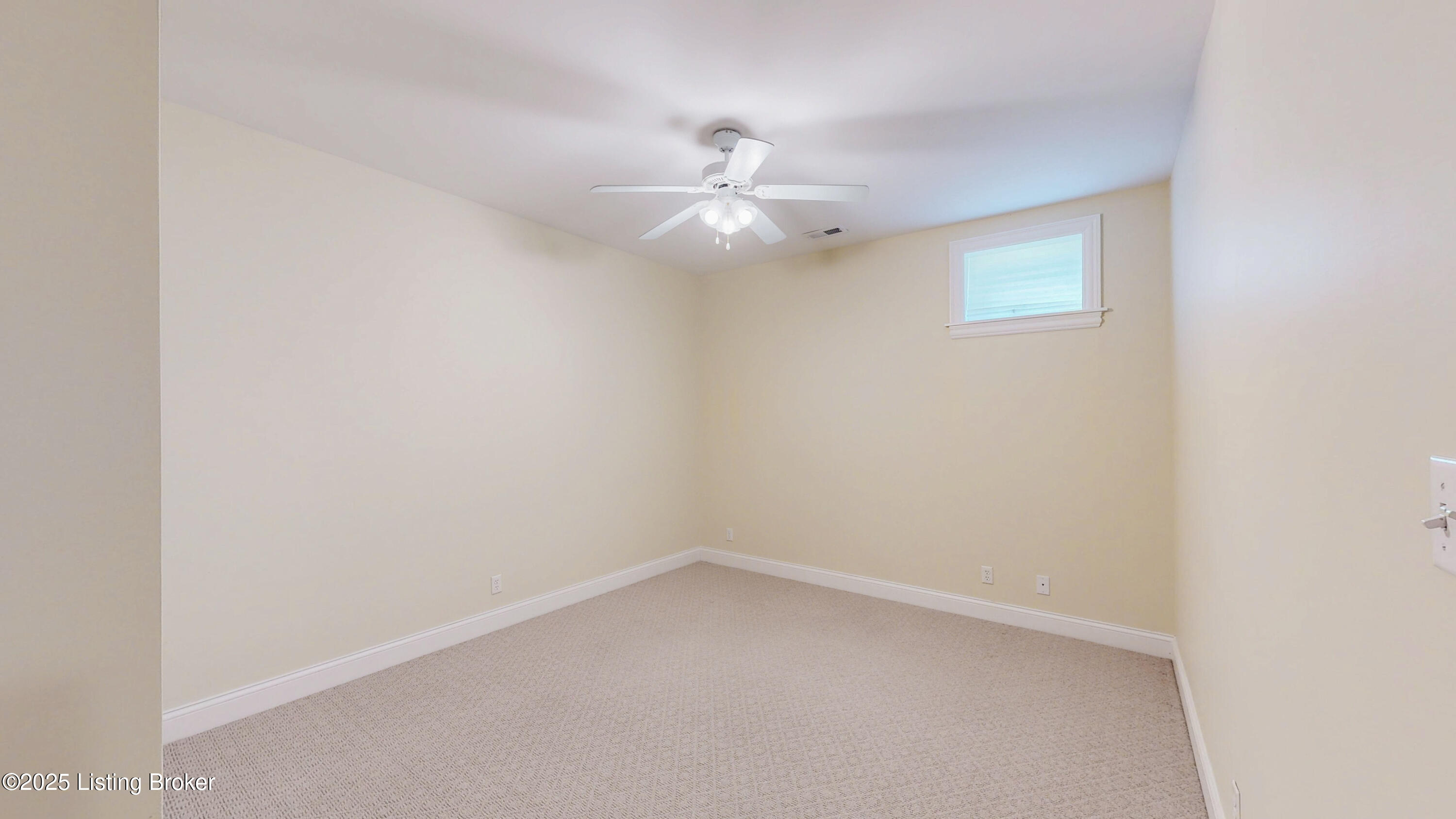 5200 Wolfpen Woods Dr