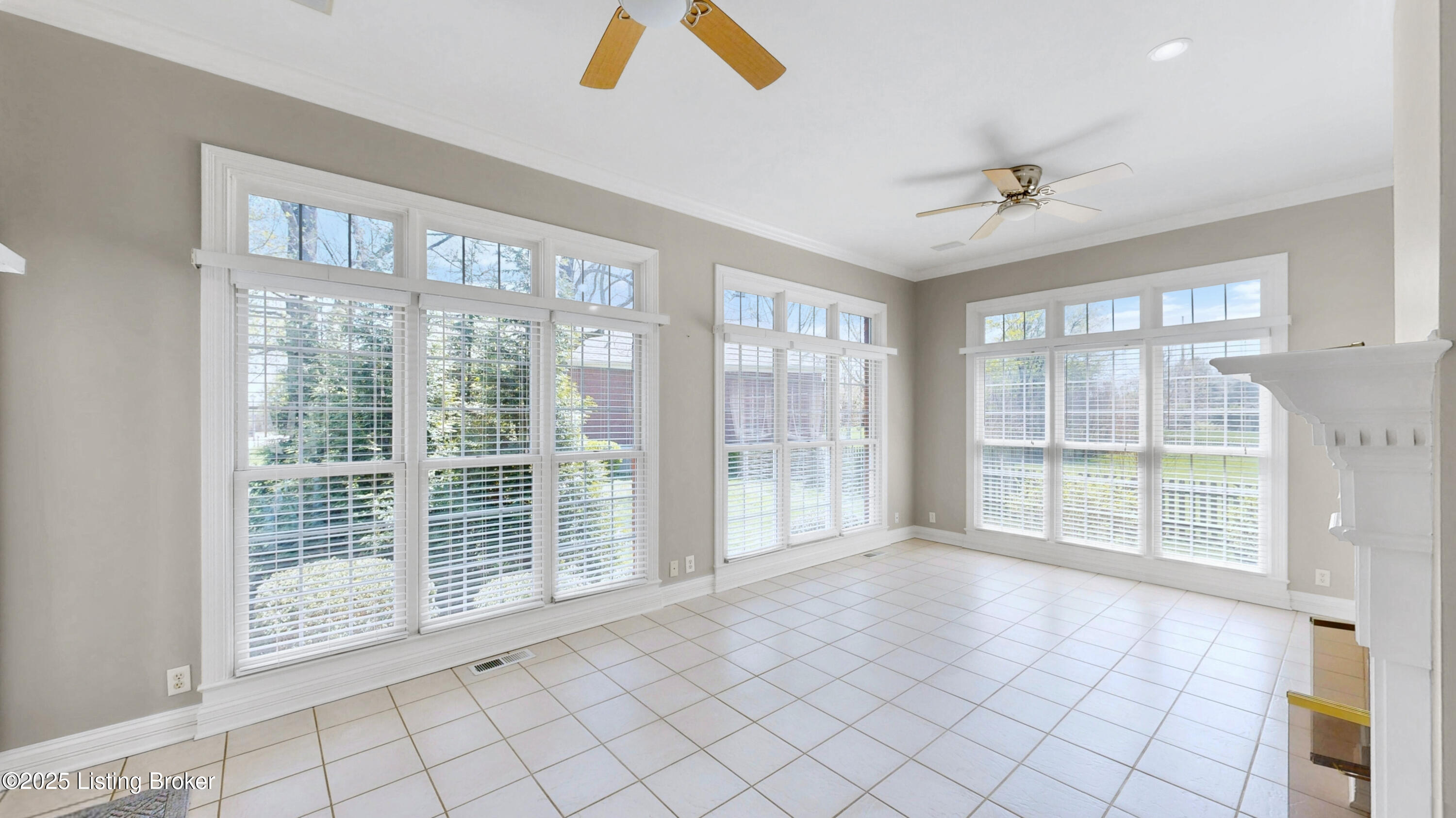 5200 Wolfpen Woods Dr