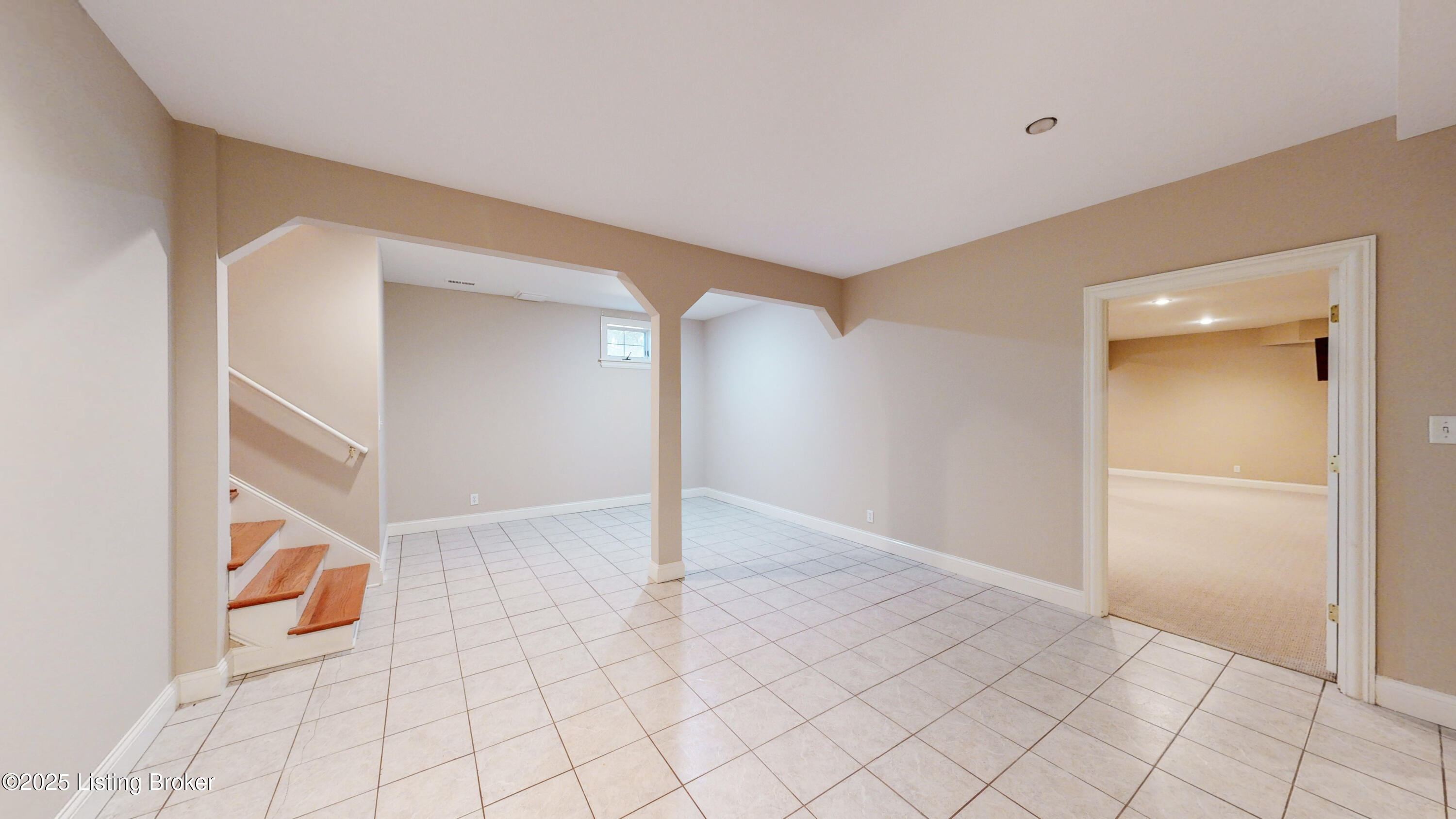 5200 Wolfpen Woods Dr
