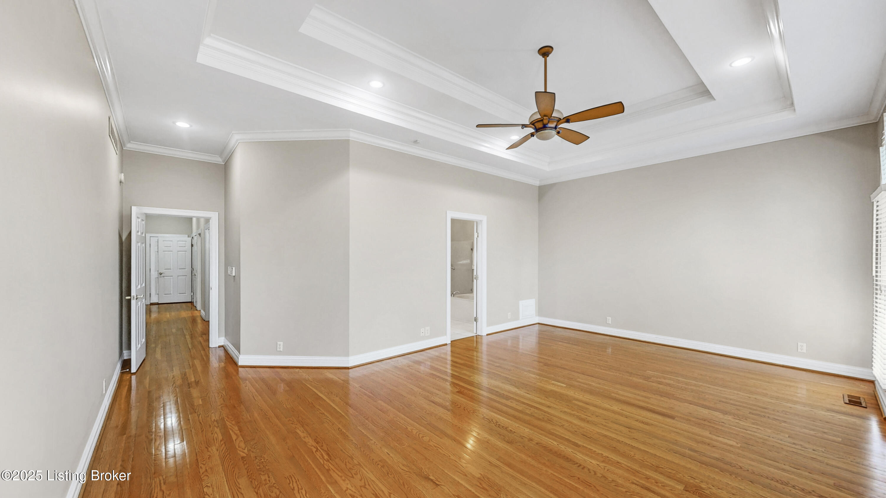 5200 Wolfpen Woods Dr