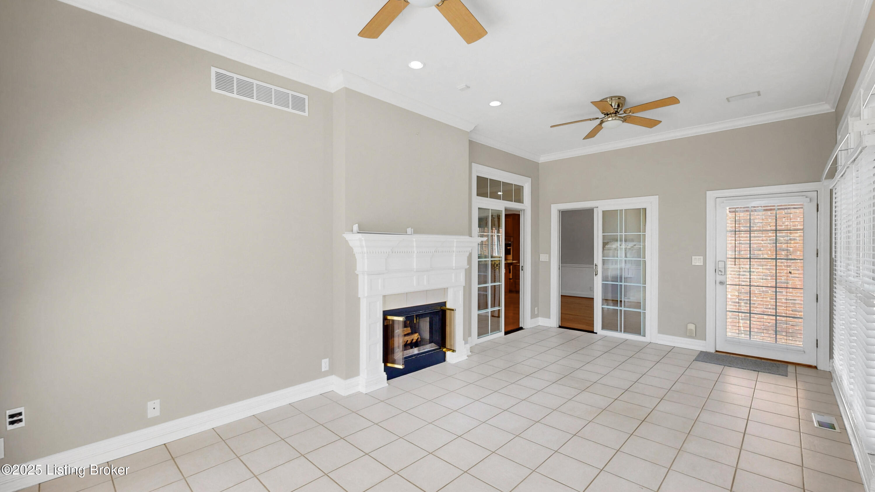 5200 Wolfpen Woods Dr