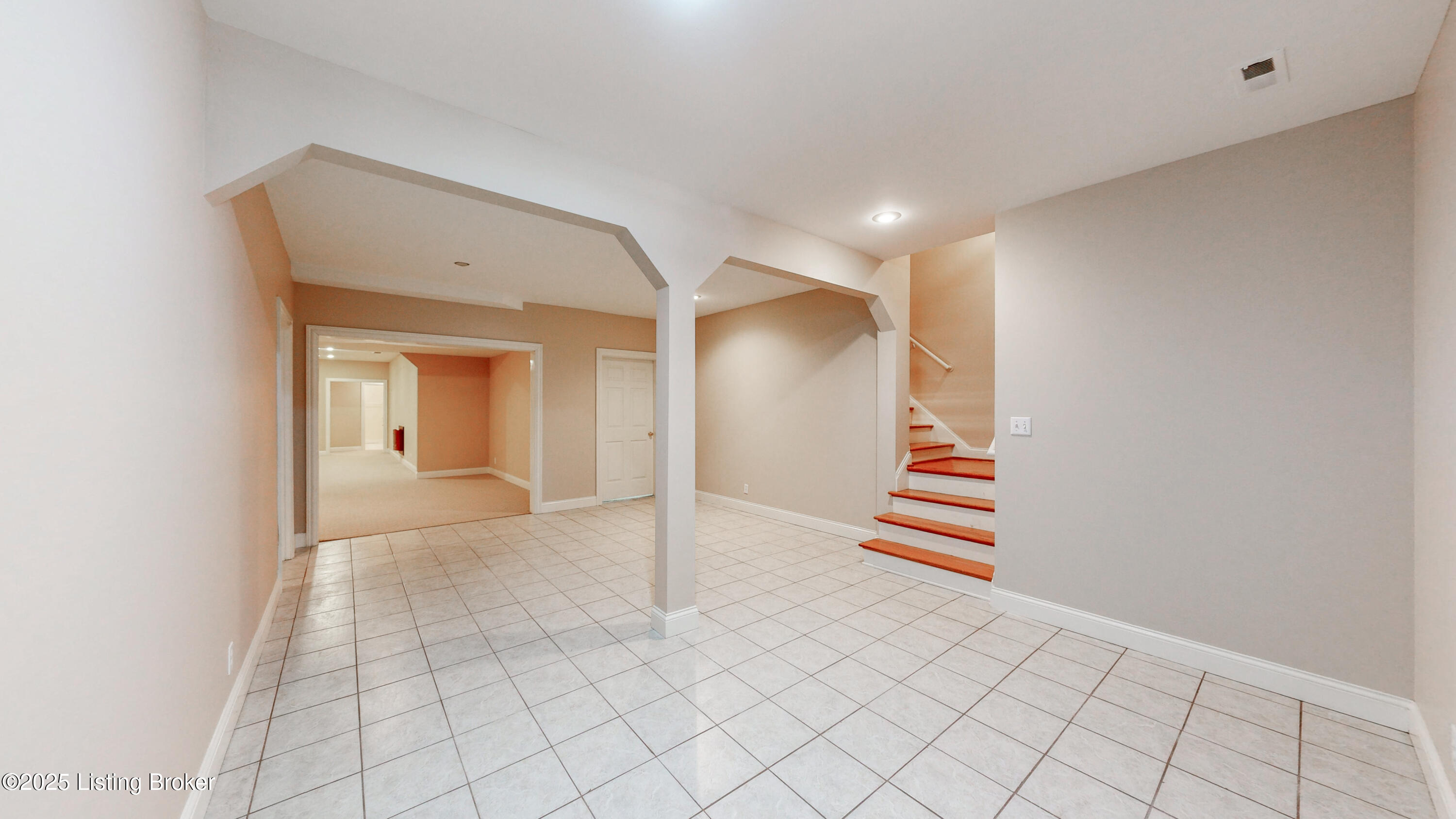 5200 Wolfpen Woods Dr