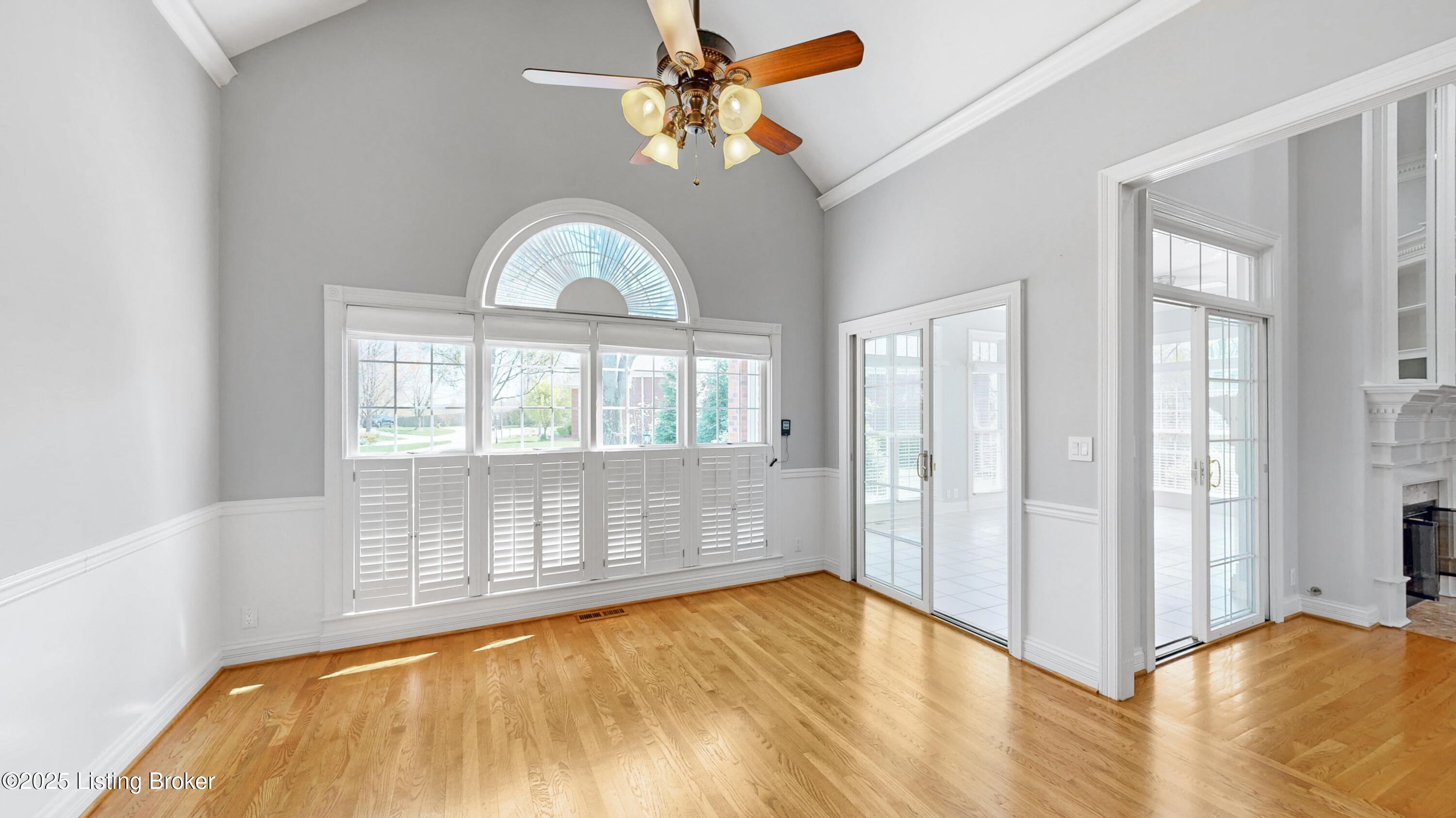 5200 Wolfpen Woods Dr