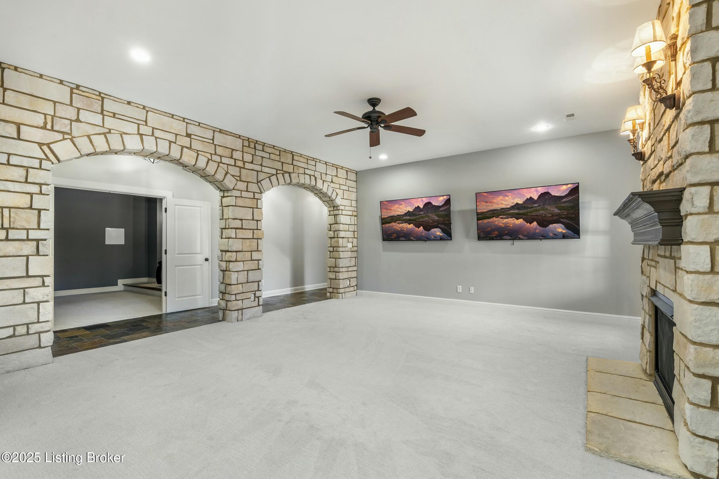 3502 Hedgewick Pl