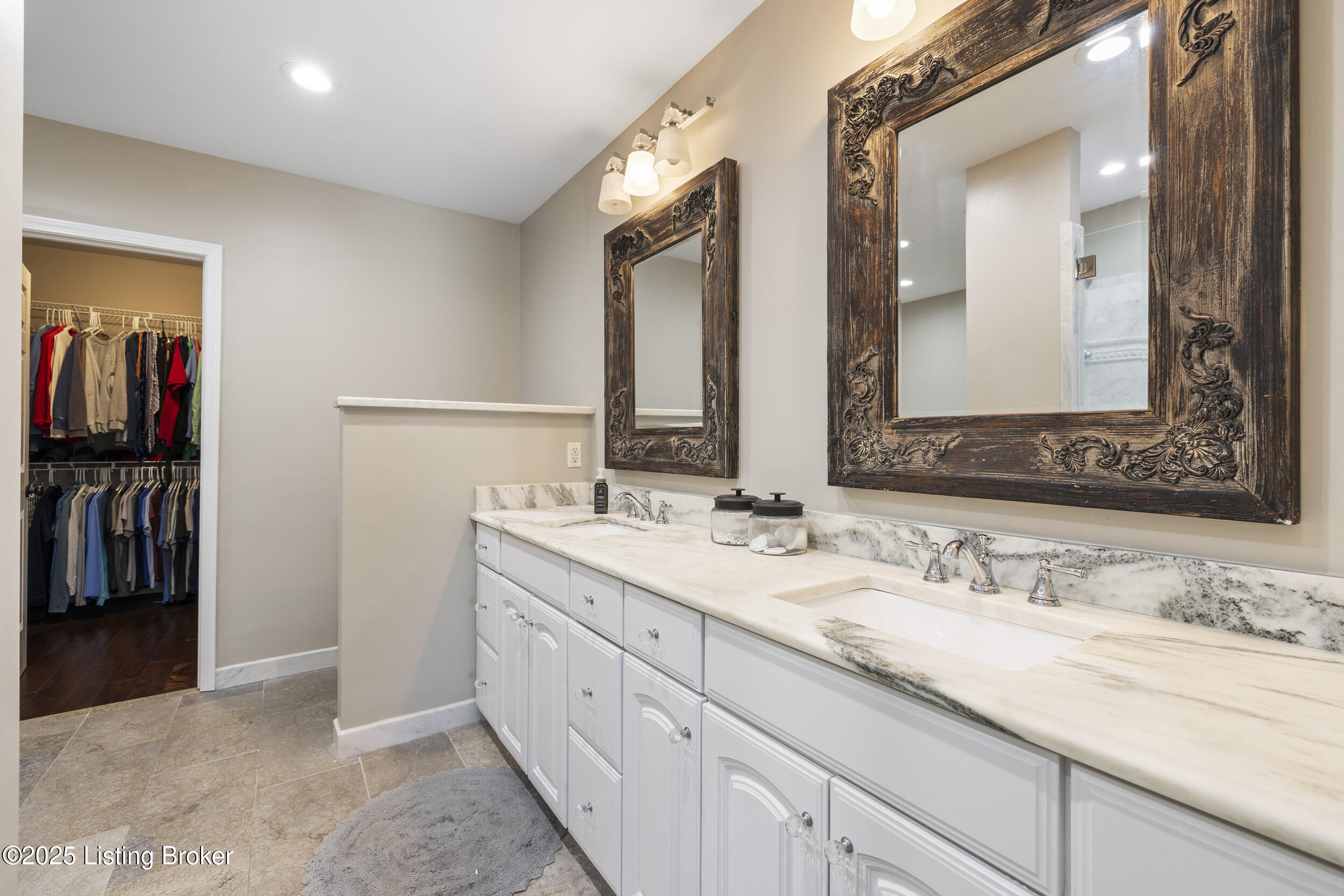 14003 Treeline Ct