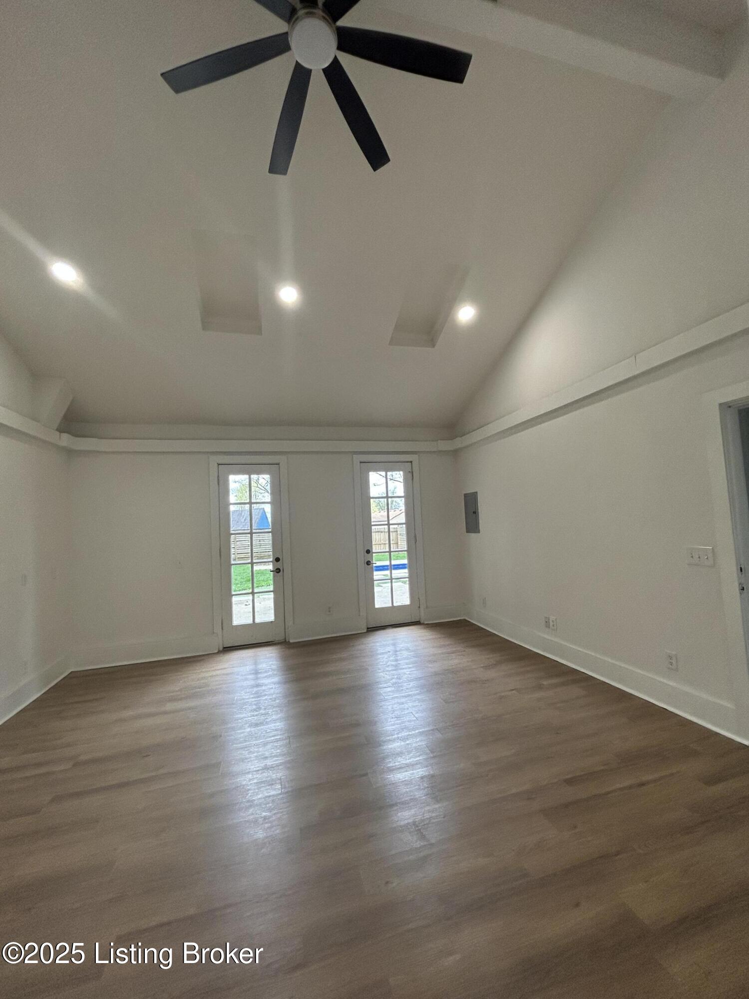 2916 Edmonia Ave