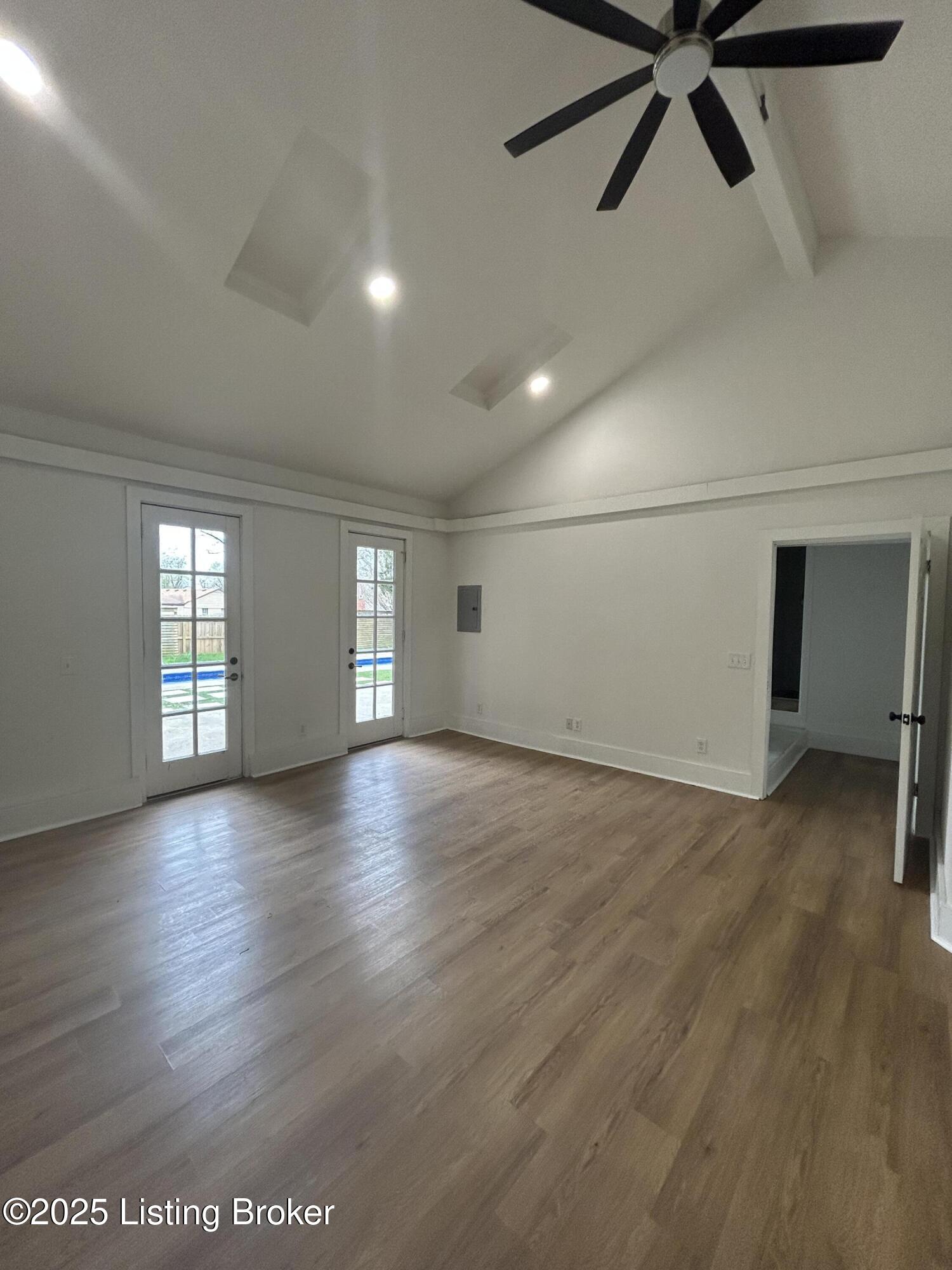 2916 Edmonia Ave