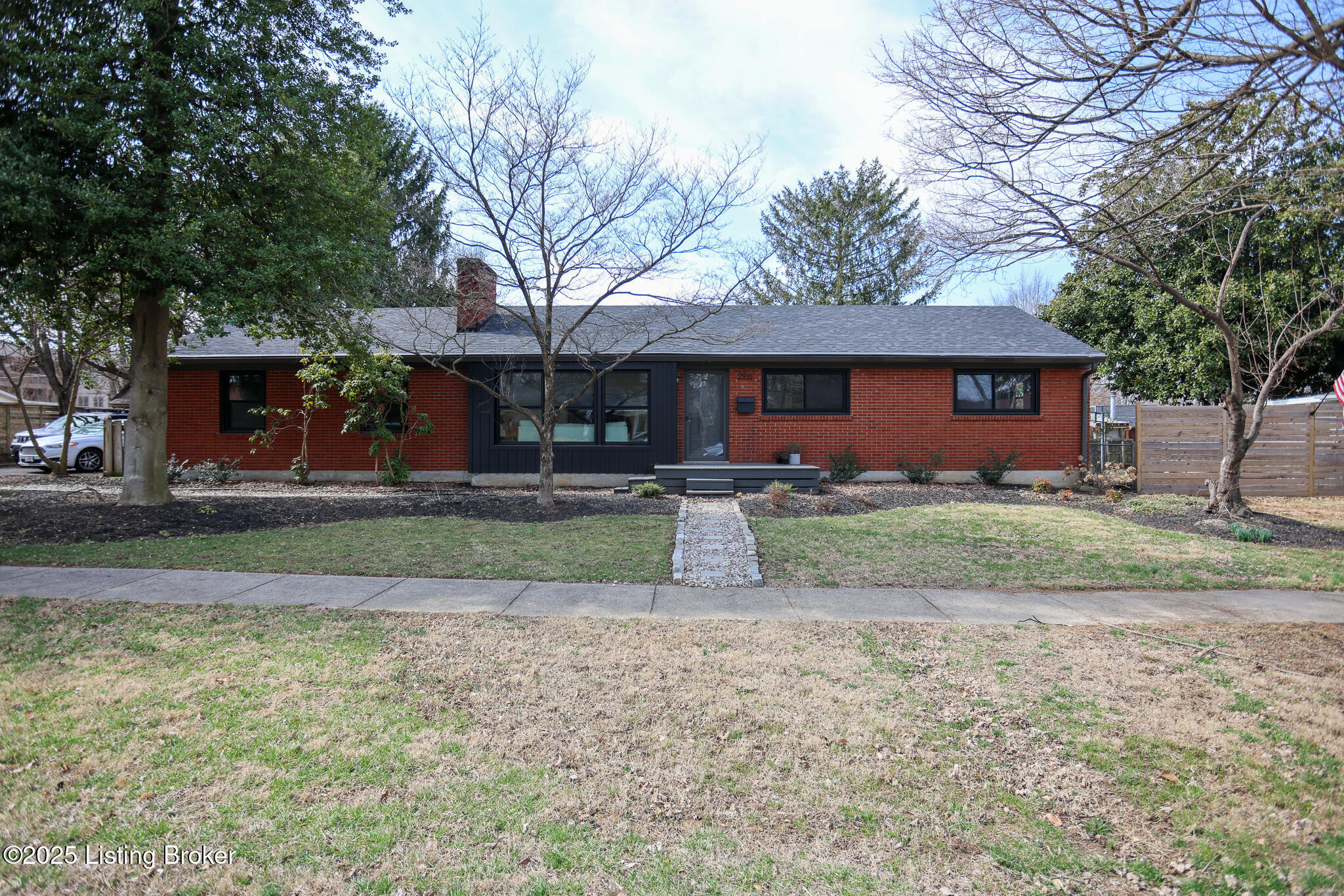 2916 Edmonia Ave