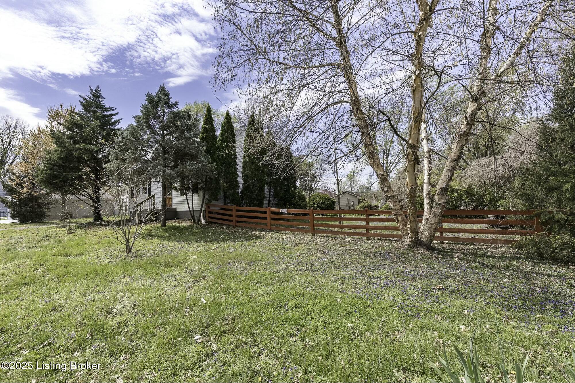 2608 Parklawn Dr