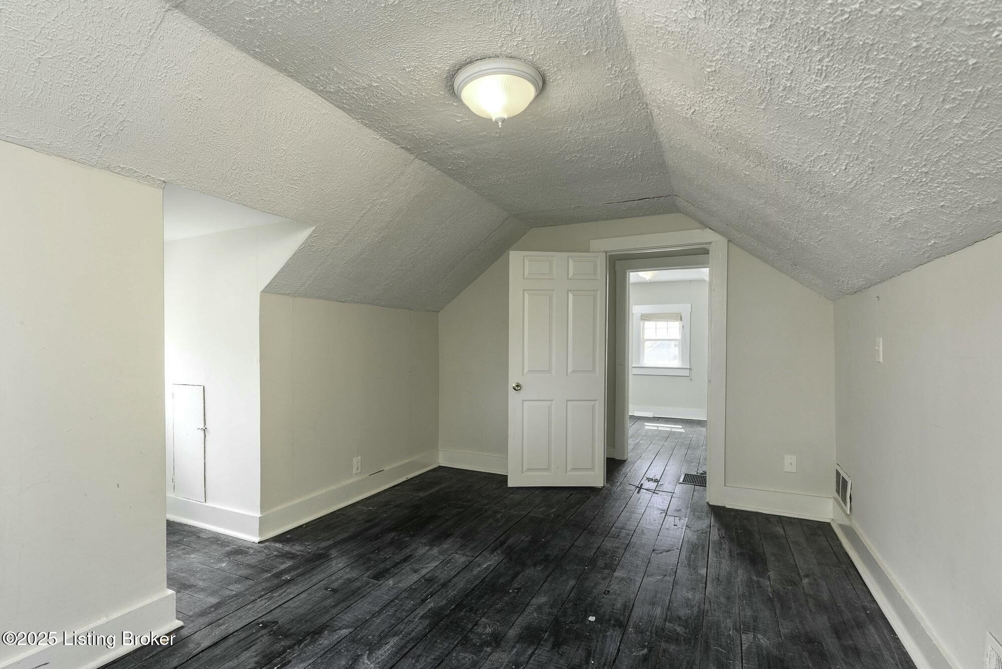 2608 Parklawn Dr