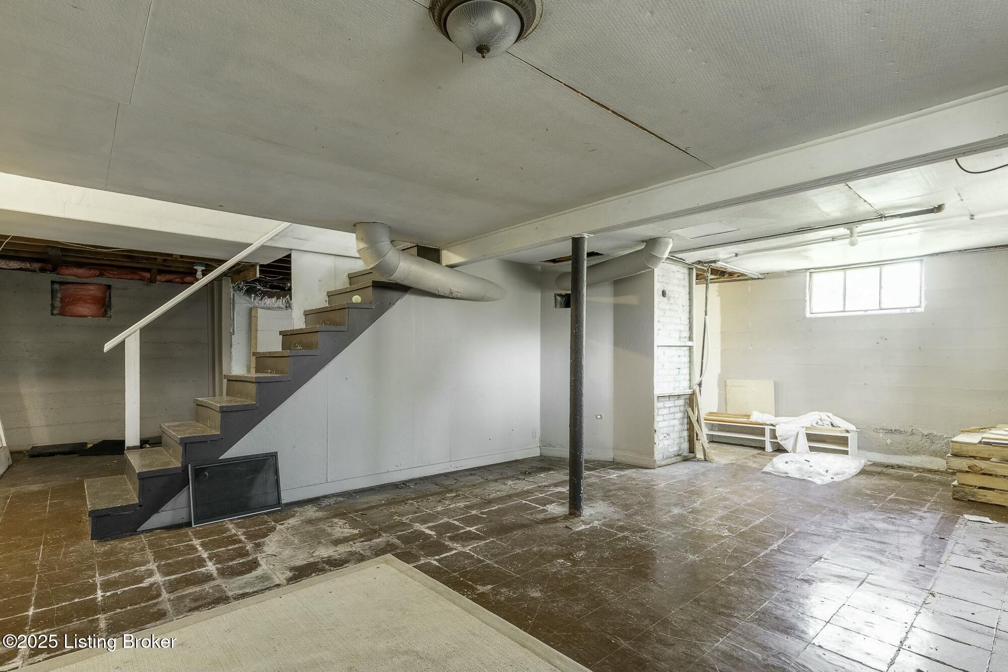 2608 Parklawn Dr