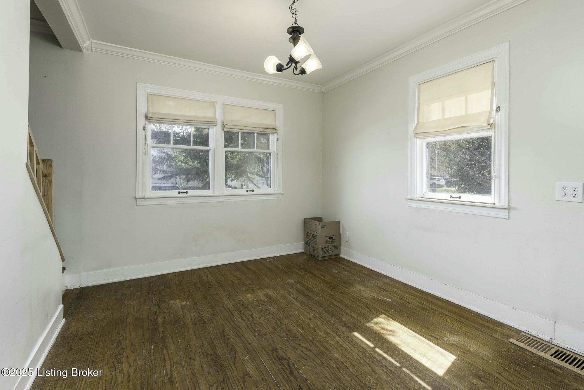 2608 Parklawn Dr