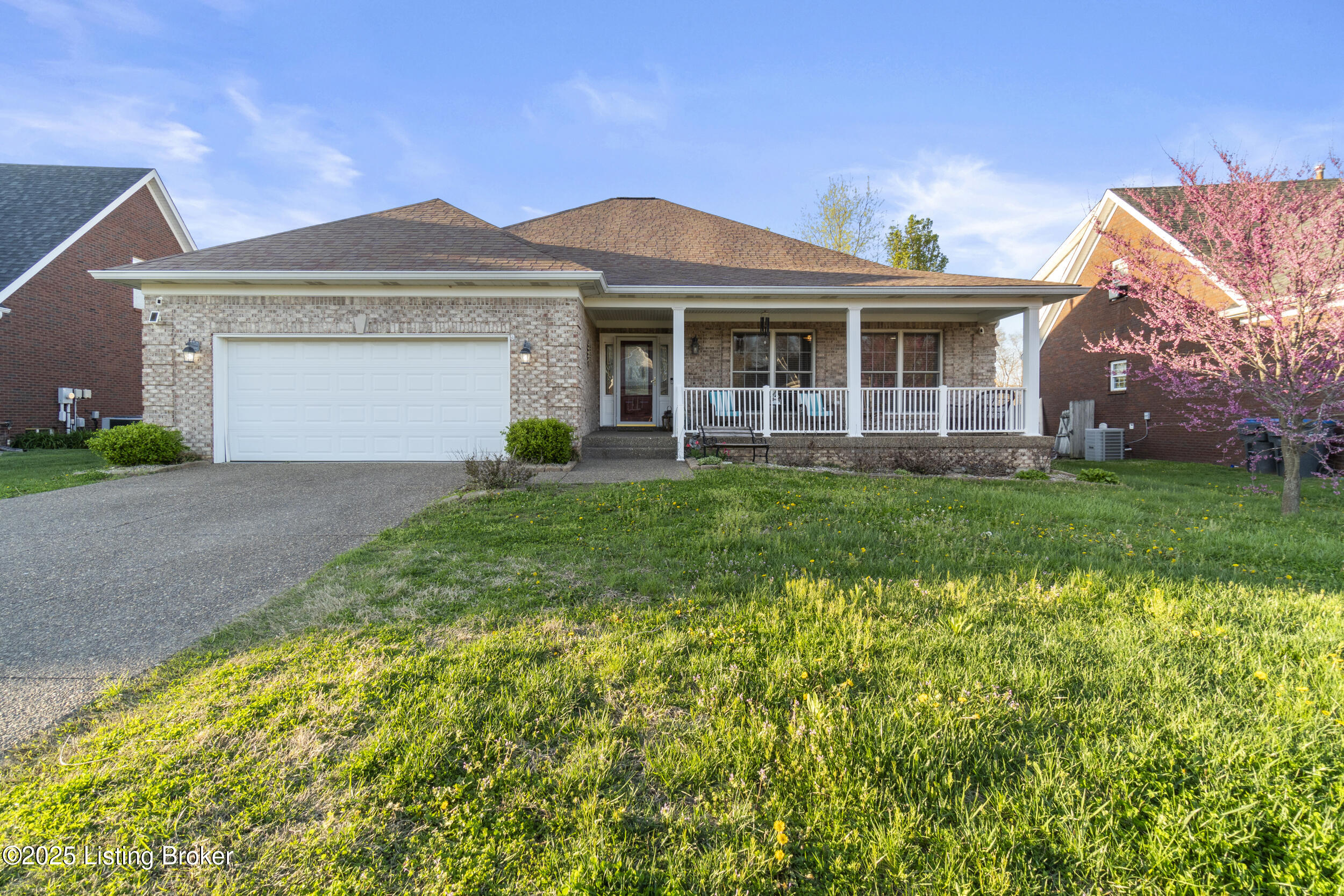 7405 Apple Mill Dr