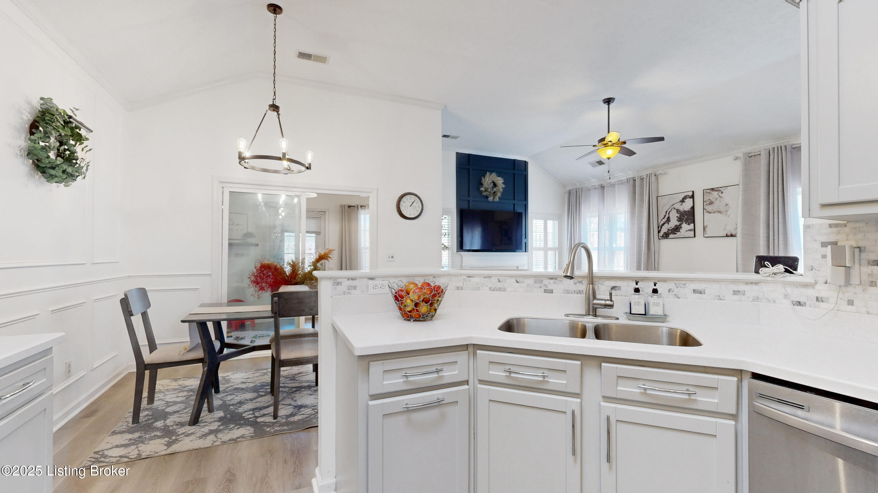 9129 Hampton Ridge Ct