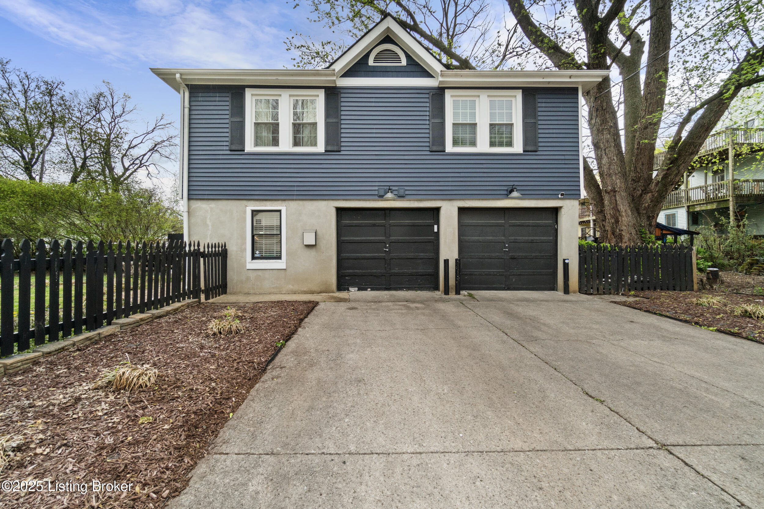 1315 R Highland Ave