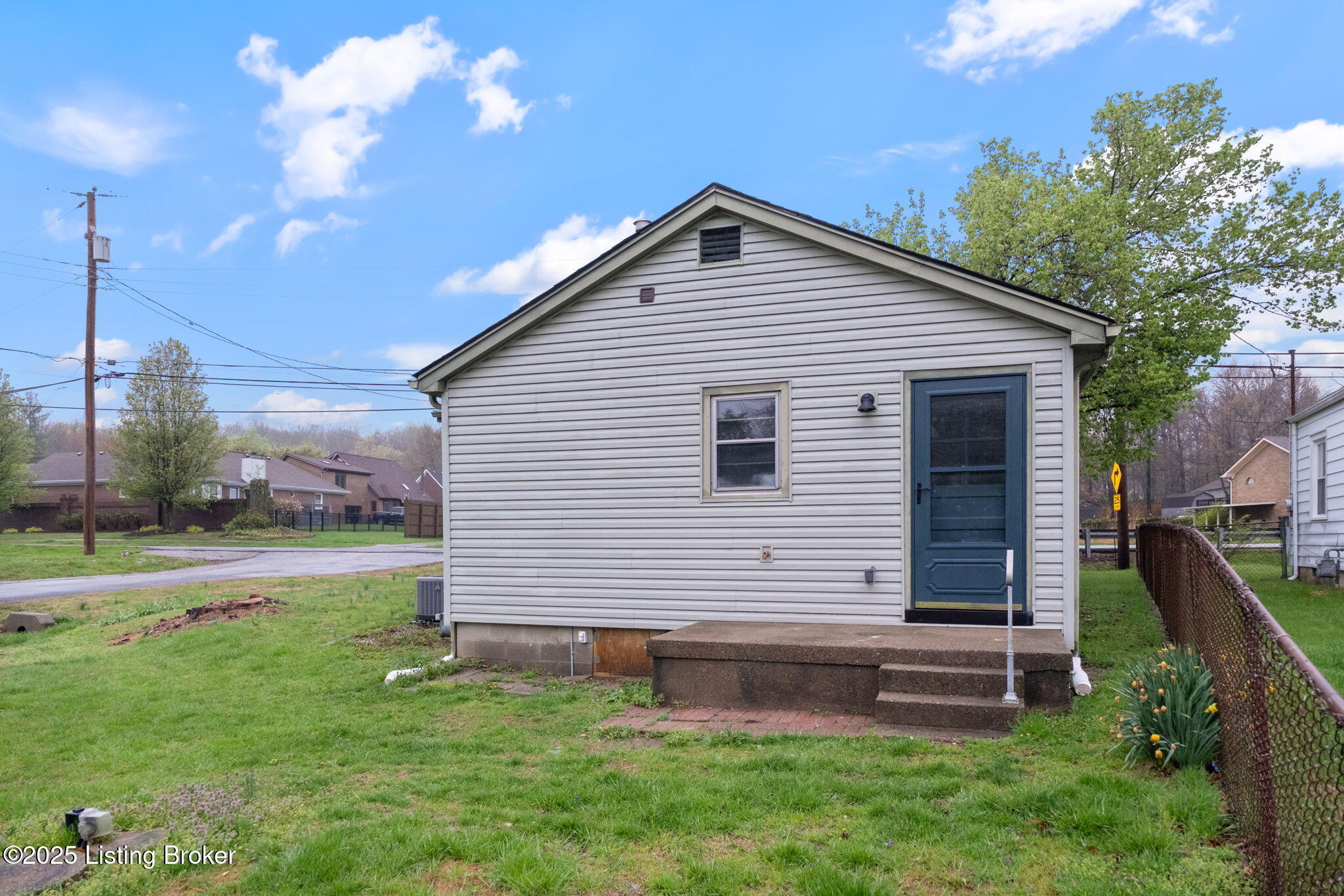 7813 Manslick Rd