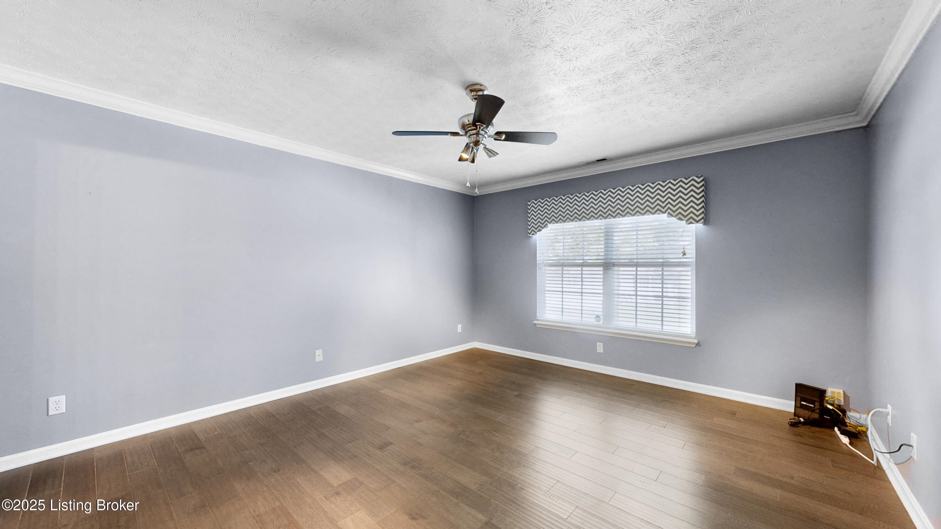 10246 Pine Glen Cir
