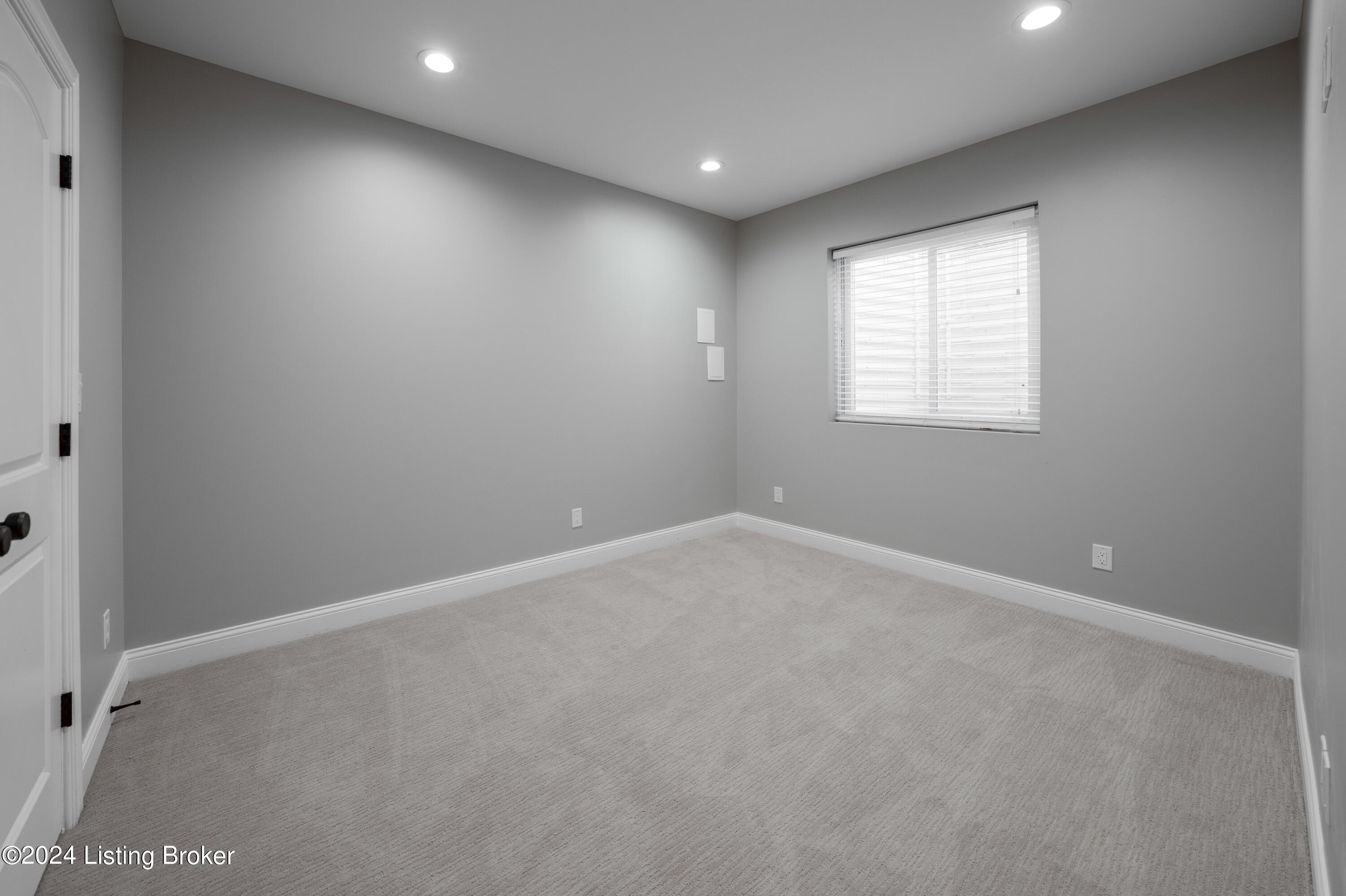 6405 Mistflower Cir