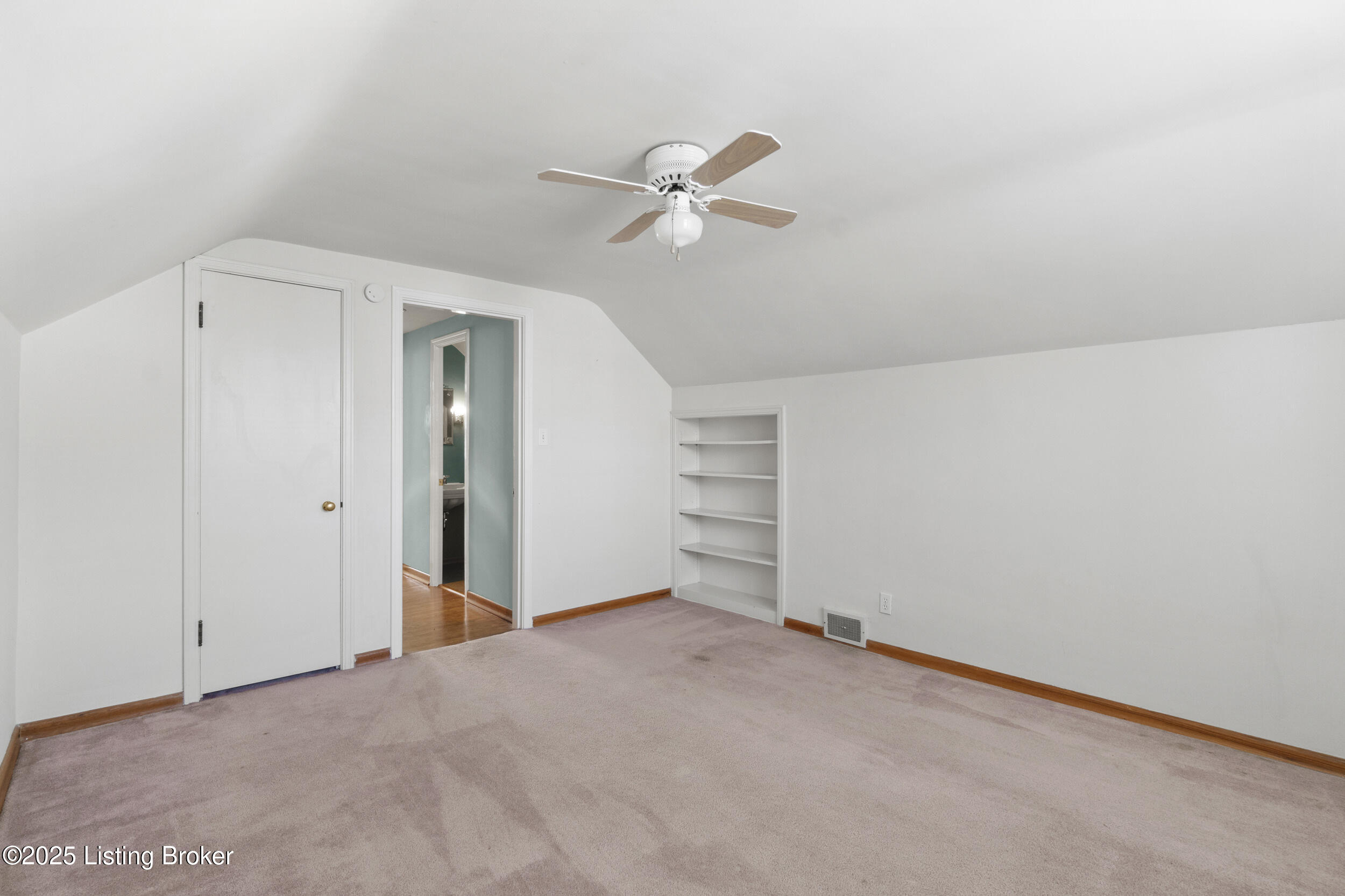 218 Brunswick Rd