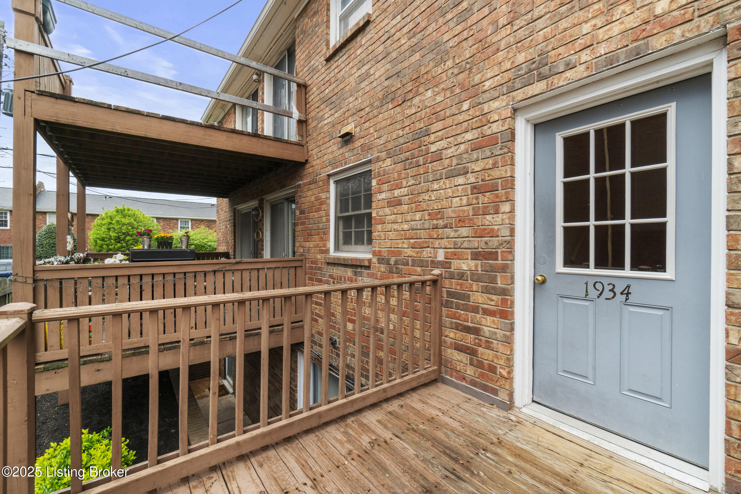 1934 Goldsmith Ln 5