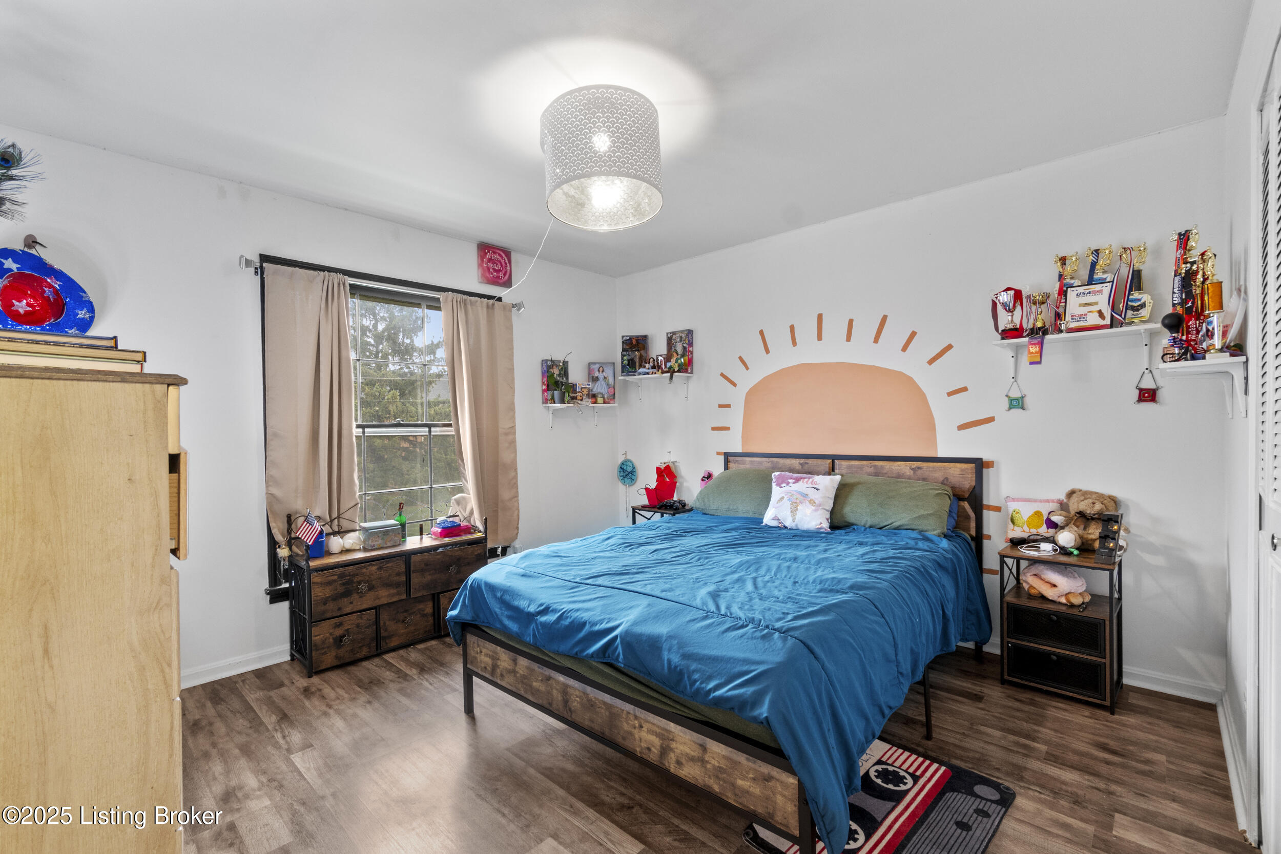1934 Goldsmith Ln 5