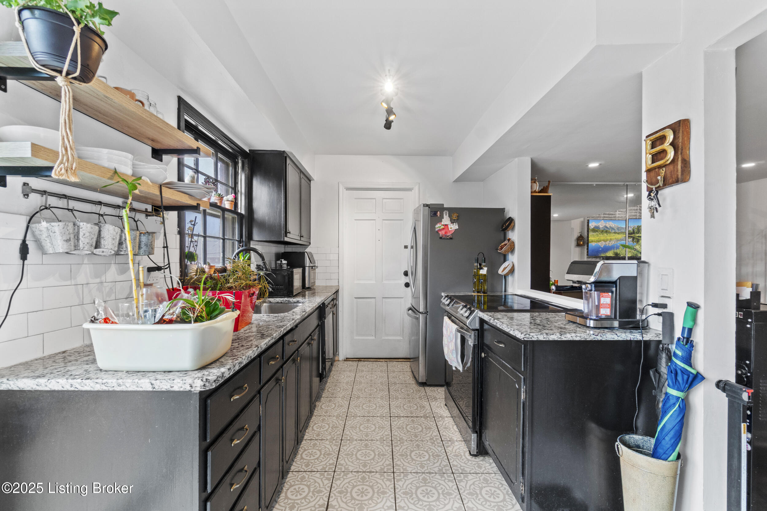 1934 Goldsmith Ln 5